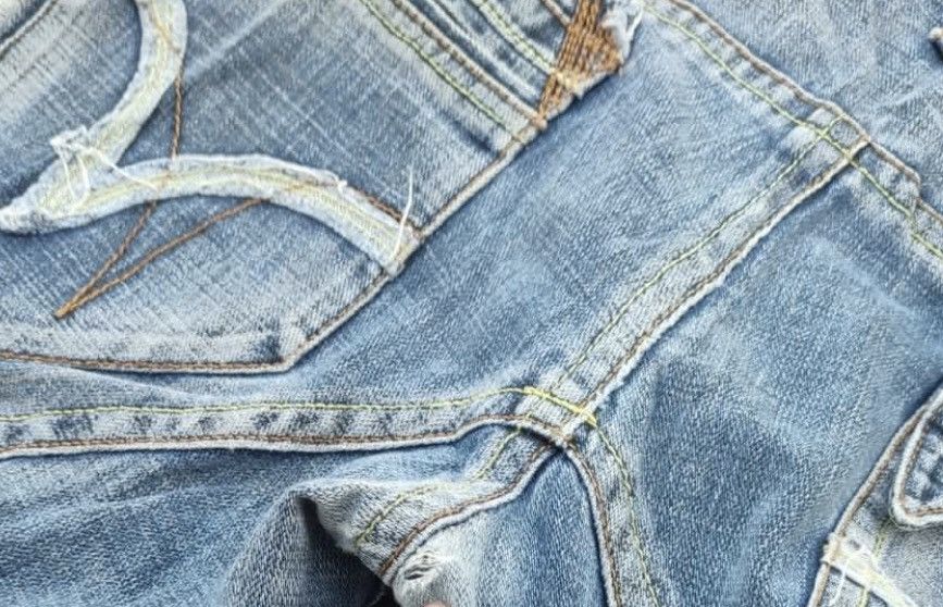 Le Grande Bleu (L.G.B.) Y2K Tough Jeansmith half pocket cargo jeans Size US 35 - 7 Thumbnail