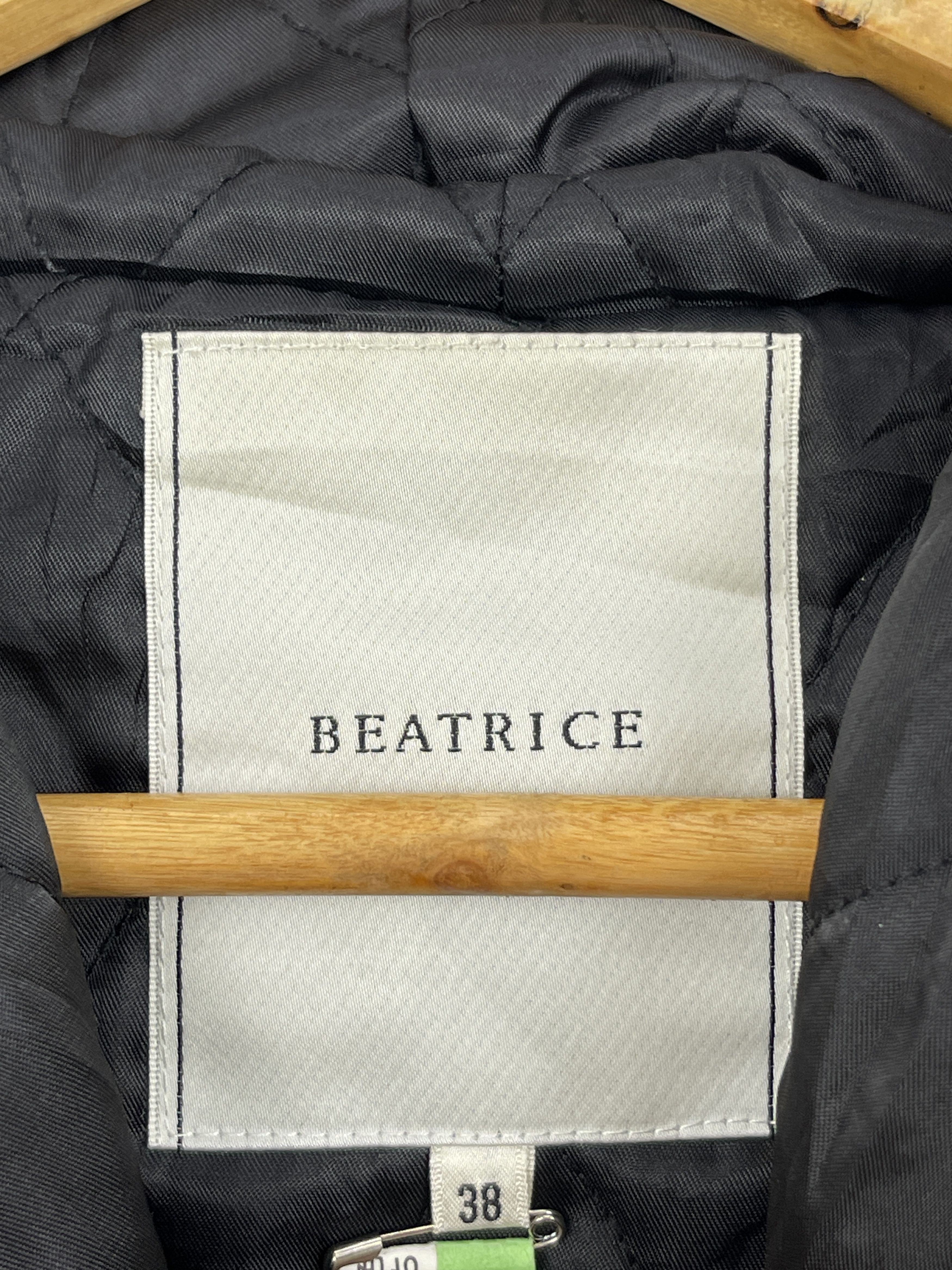 Japanese Brand Vintage Japanese Brand Beatrice Hooded Jacket JA0086 Size US S / EU 44-46 / 1 - 6 Thumbnail