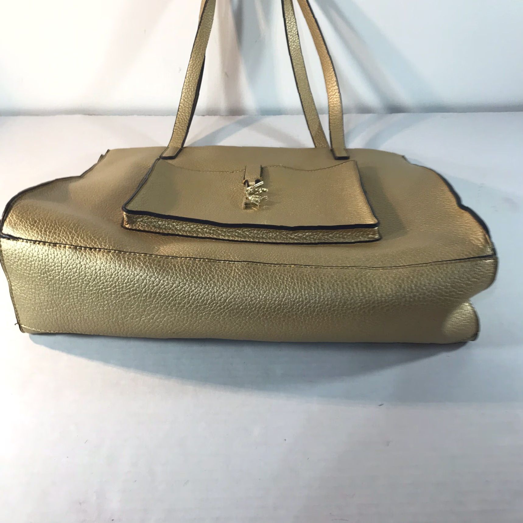 Kenneth Cole Kenneth Cole Reaction Metallic Gold Pebbled Faux Leather Shoulder Tote Bag Size ONE SIZE - 4 Thumbnail