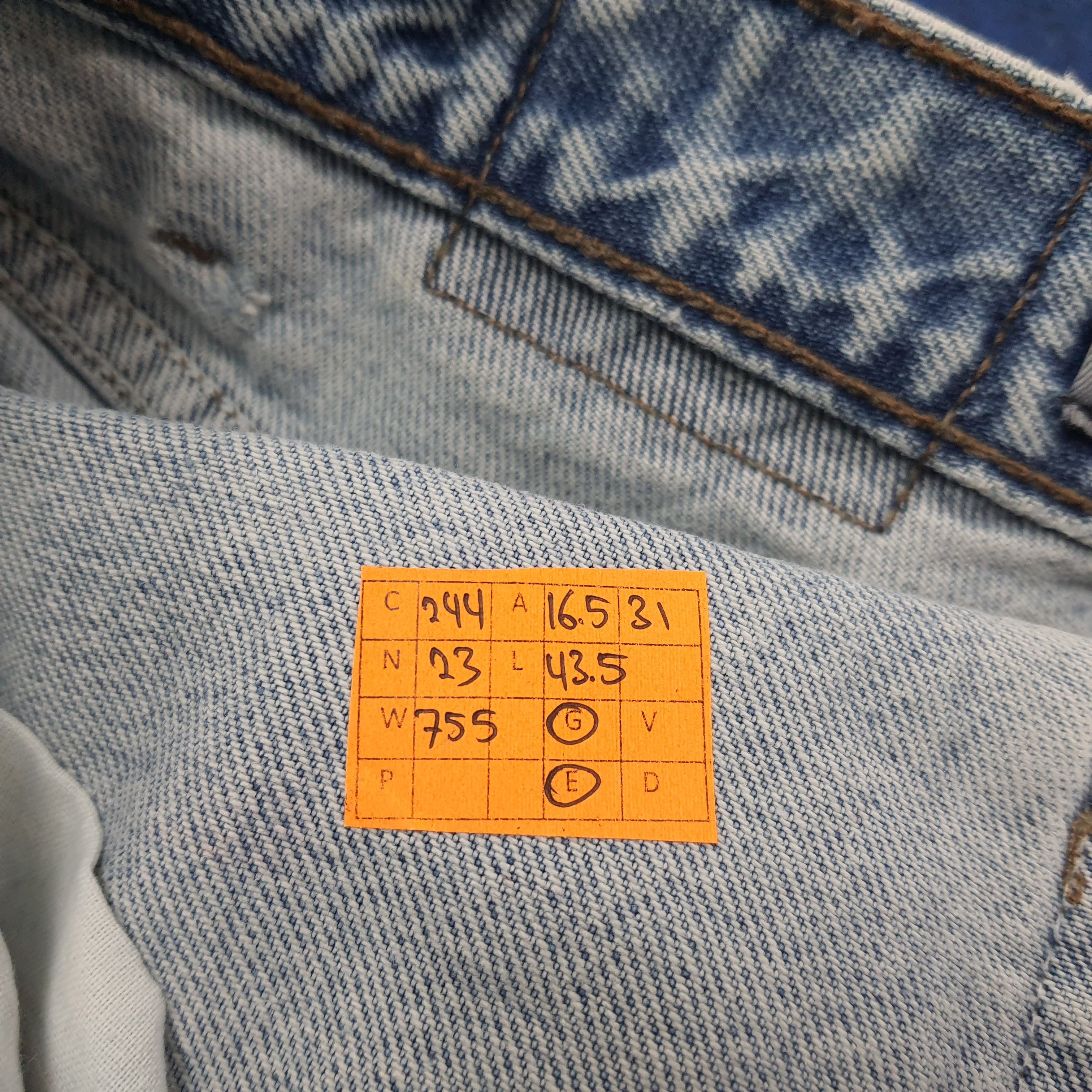Levi's Vintage Levi's Silver Tab Straight Relaxed Fit Jeans C244N23 Size US 33 - 8 Thumbnail