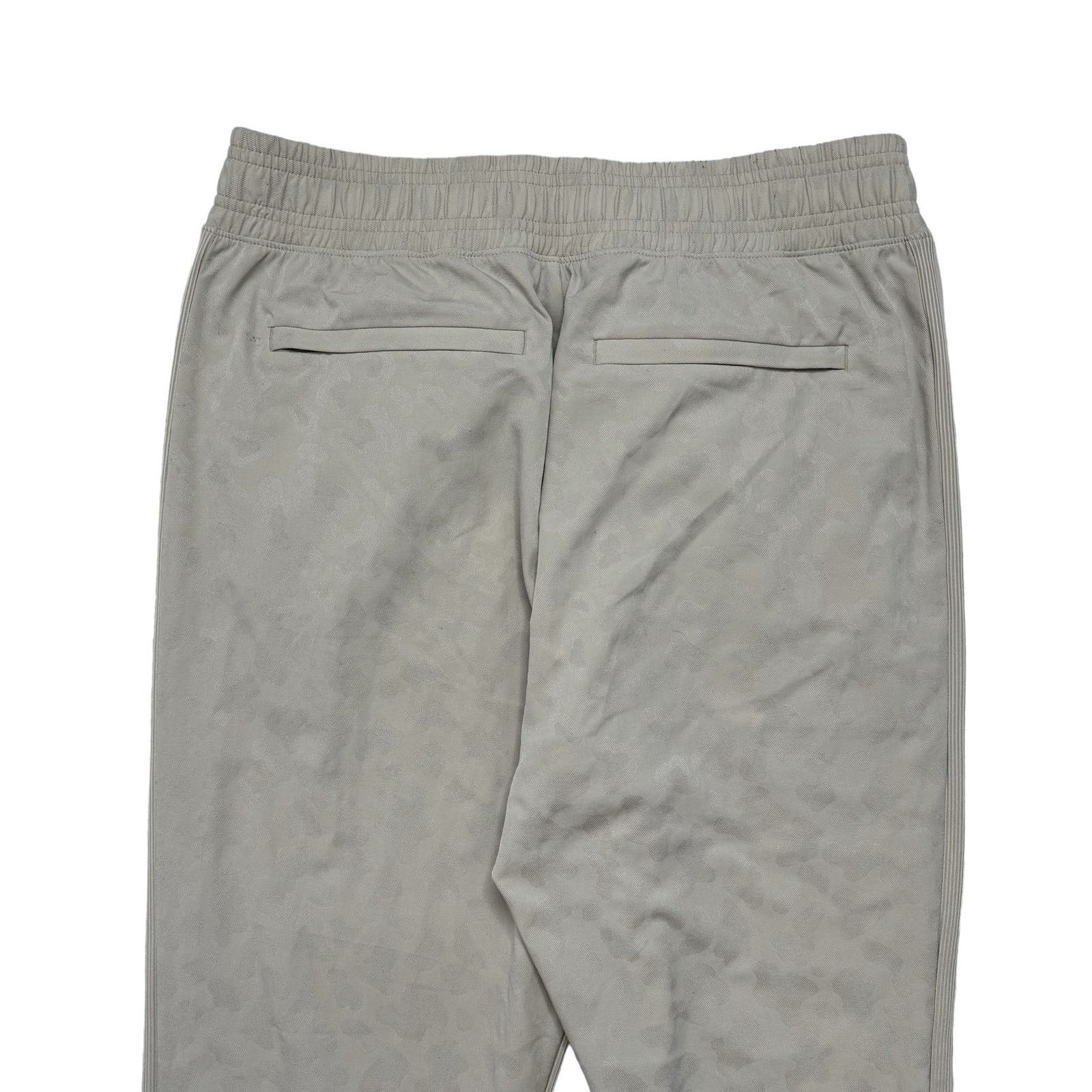 Athleta ATHLETA Brooklyn Textured Jogger Leopard Abalone Cream 4 Size 27" / US 4 / IT 40 - 4 Thumbnail