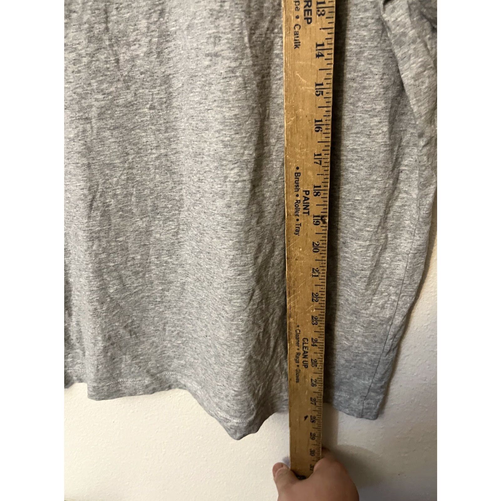 Nike Nike Dri-Fit Tee T-Shirt Mens Gray Large Athletic Short Sleeve Crew Neck Logo Graphic 90s Sports Nike Elite T-Shirt Mens L Gray Size US L / EU 52-54 / 3 - 4 Thumbnail