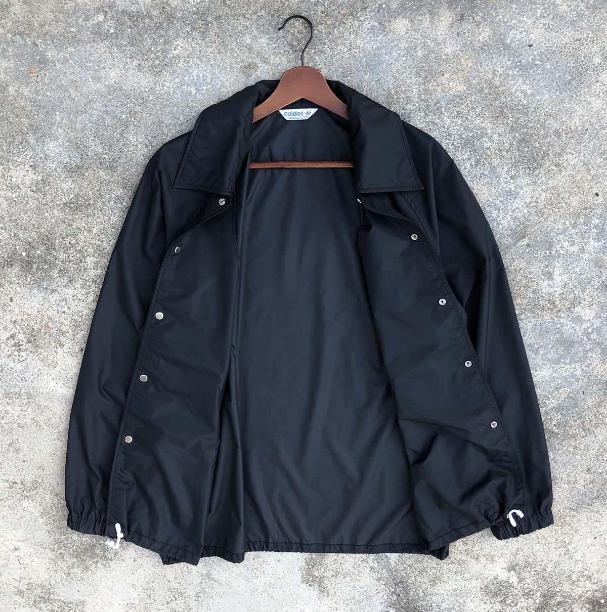 Adidas VTG Adidas 80s Descente License Trefoil Black Coach Jacket Size US M / EU 48-50 / 2 - 7 Thumbnail
