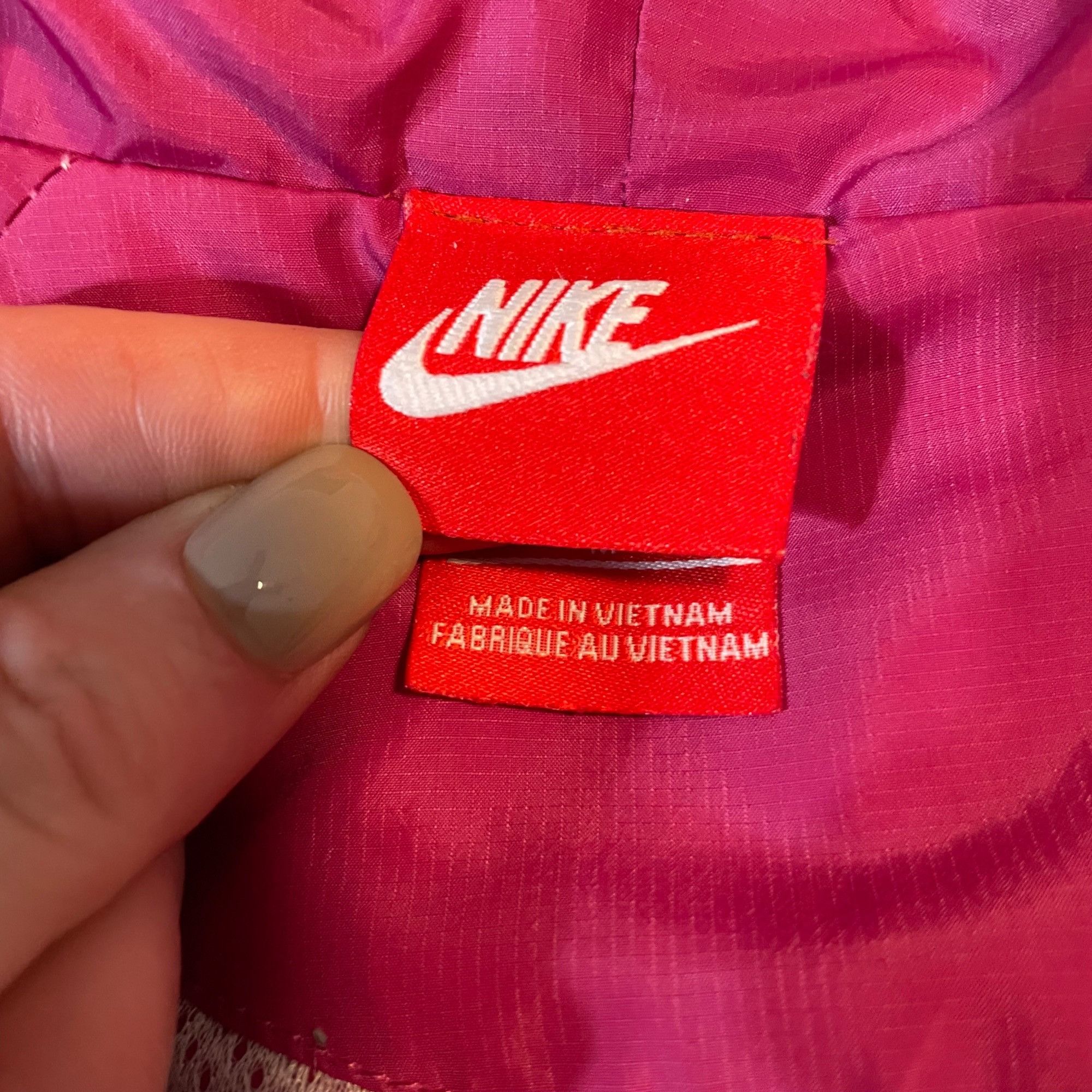 Nike Nike Womens Hooded Windbreaker Jacket Black & Pink Geometric Size M / US 6-8 / IT 42-44 - 9 Thumbnail