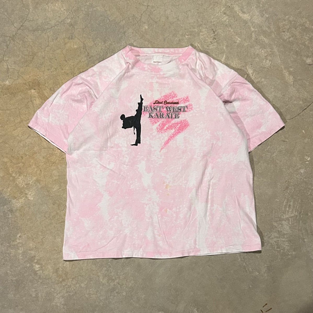 Japanese Brand × Vintage Crazy Vintage 90s East West Karate Pink Tie Dye Tee Size US L / EU 52-54 / 3 - 1 Thumbnail