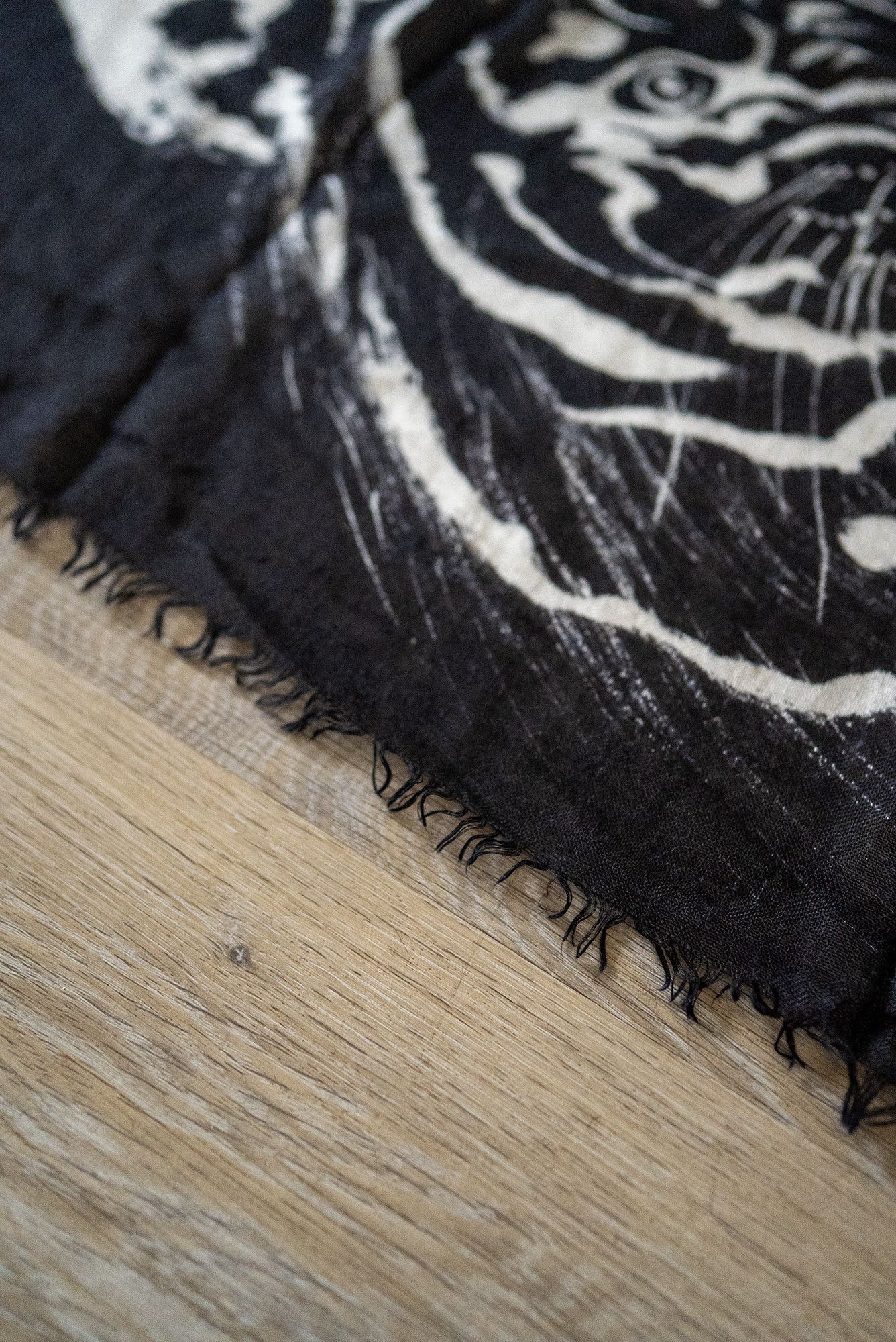 Vintage Horiyoshi the Third Cashmere-Blend Tiger Scarf – FW10 Size ONE SIZE - 8 Thumbnail