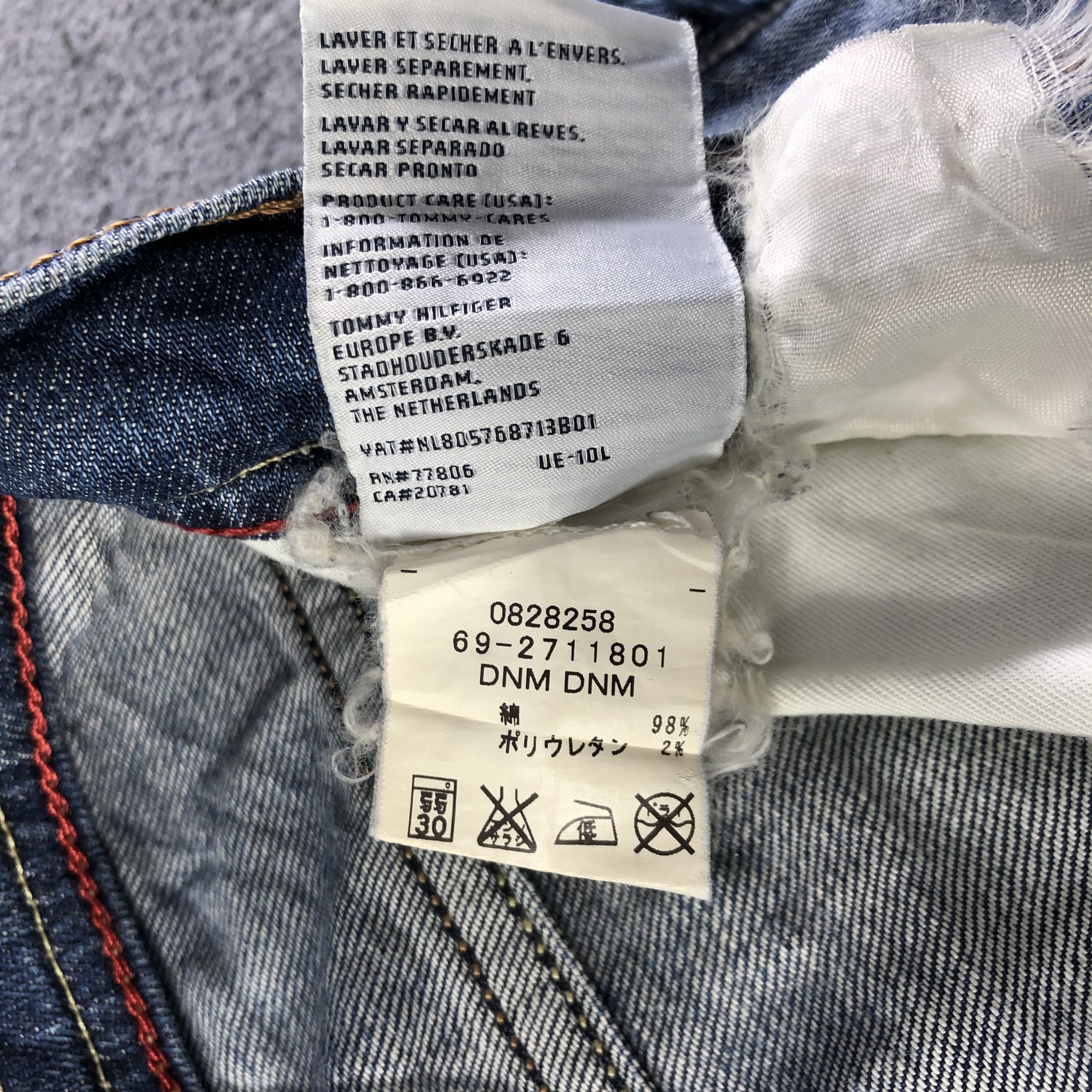 Tommy Hilfiger Vintage Tommy Hilfiger Jeans-J3979 Size US 32 / EU 48 - 11 Thumbnail