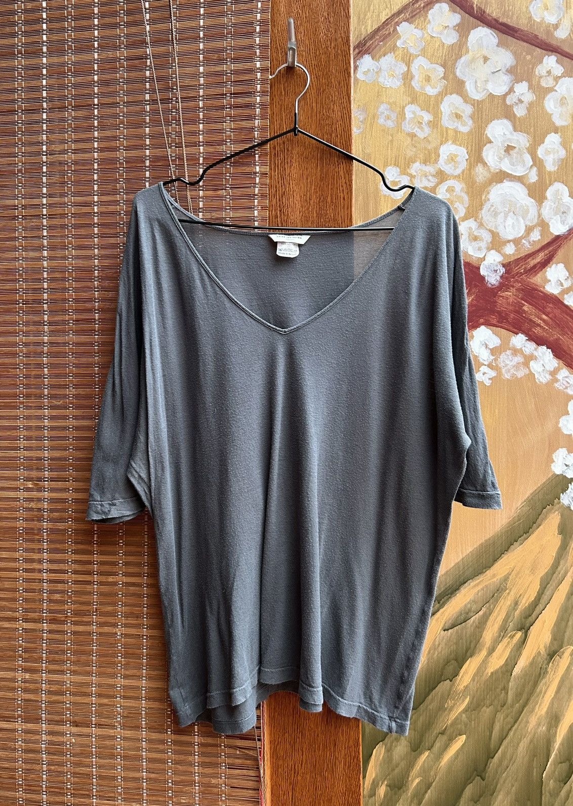 Dries Van Noten Dries Van Noten Basic Cotton Half Sleeve V-Neck T-Shirt Size M / US 6-8 / IT 42-44 - 1 Thumbnail