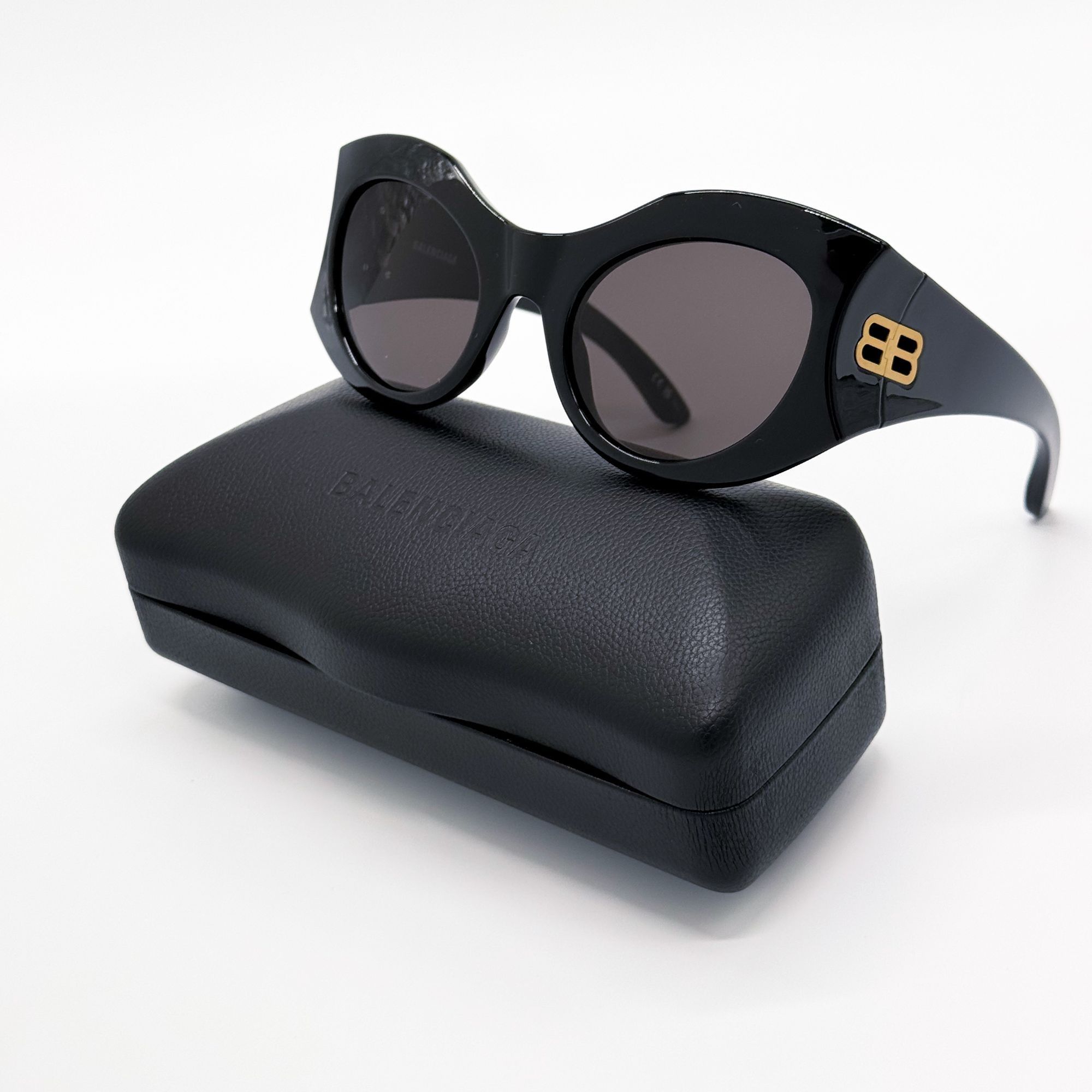 Balenciaga NEW BALENCIAGA BB0256S 001 SUNGLASSES BLACK BUTTERFLY WOMEN Size ONE SIZE - 1 Thumbnail