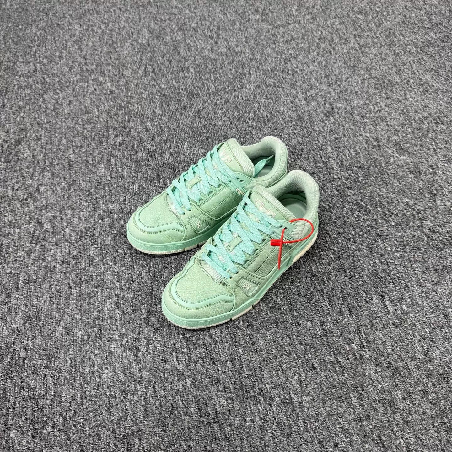 Louis Vuitton Louis Vuitton Mint Green Trainer 39 98 New Size US 6 / EU 39 - 1 Thumbnail
