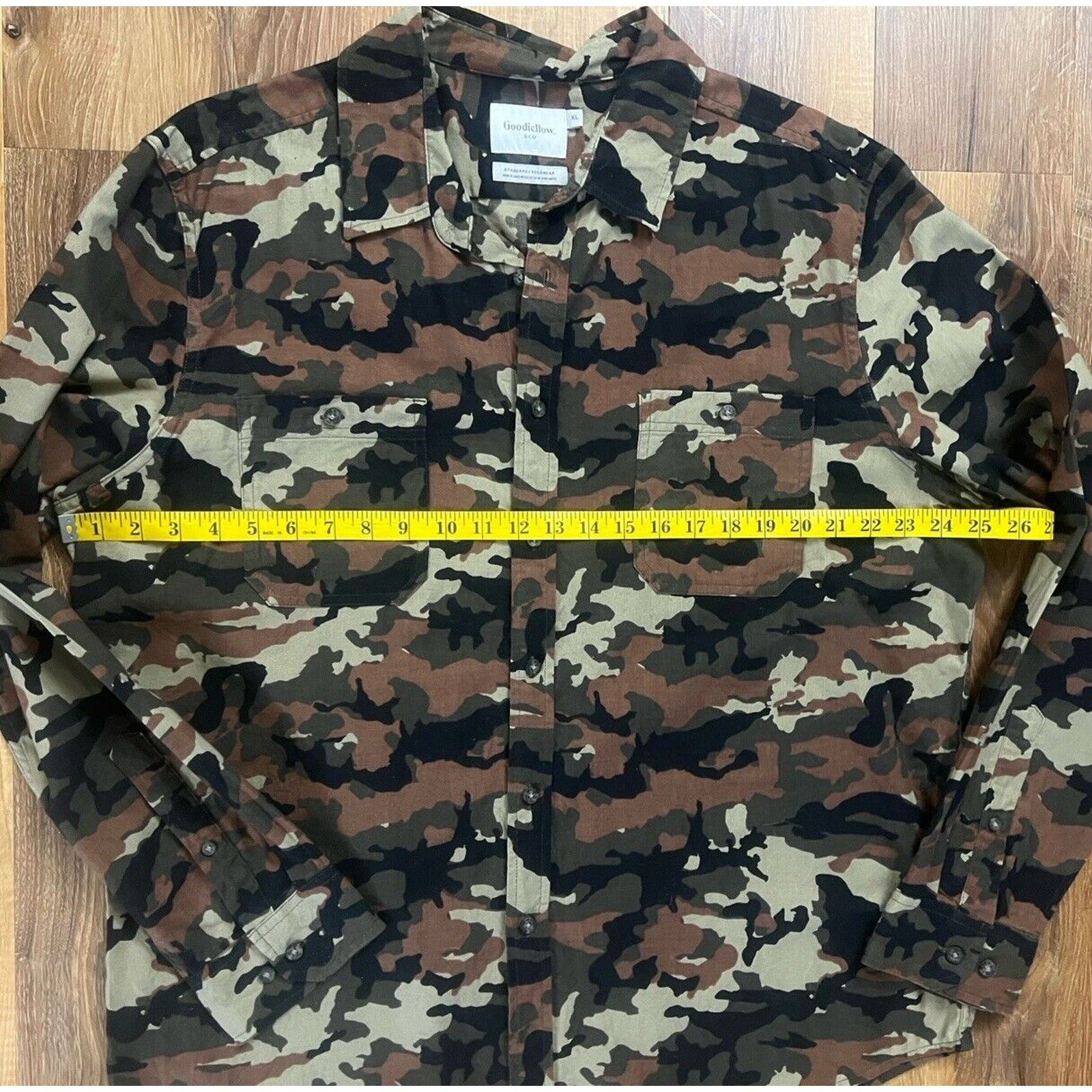 Other GOODFELLOW & CO Men's Green Camo Standard-Fit Button-Up LS Size US XL / EU 56 / 4 - 3 Thumbnail