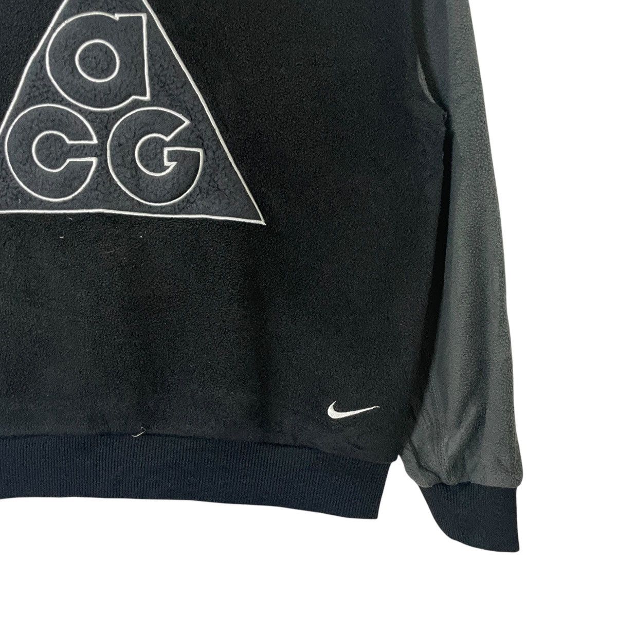 Nike ACG Vintage Nike Acg X Polartec Embroidery Big Logo Sweater Size M / US 6-8 / IT 42-44 - 4 Thumbnail