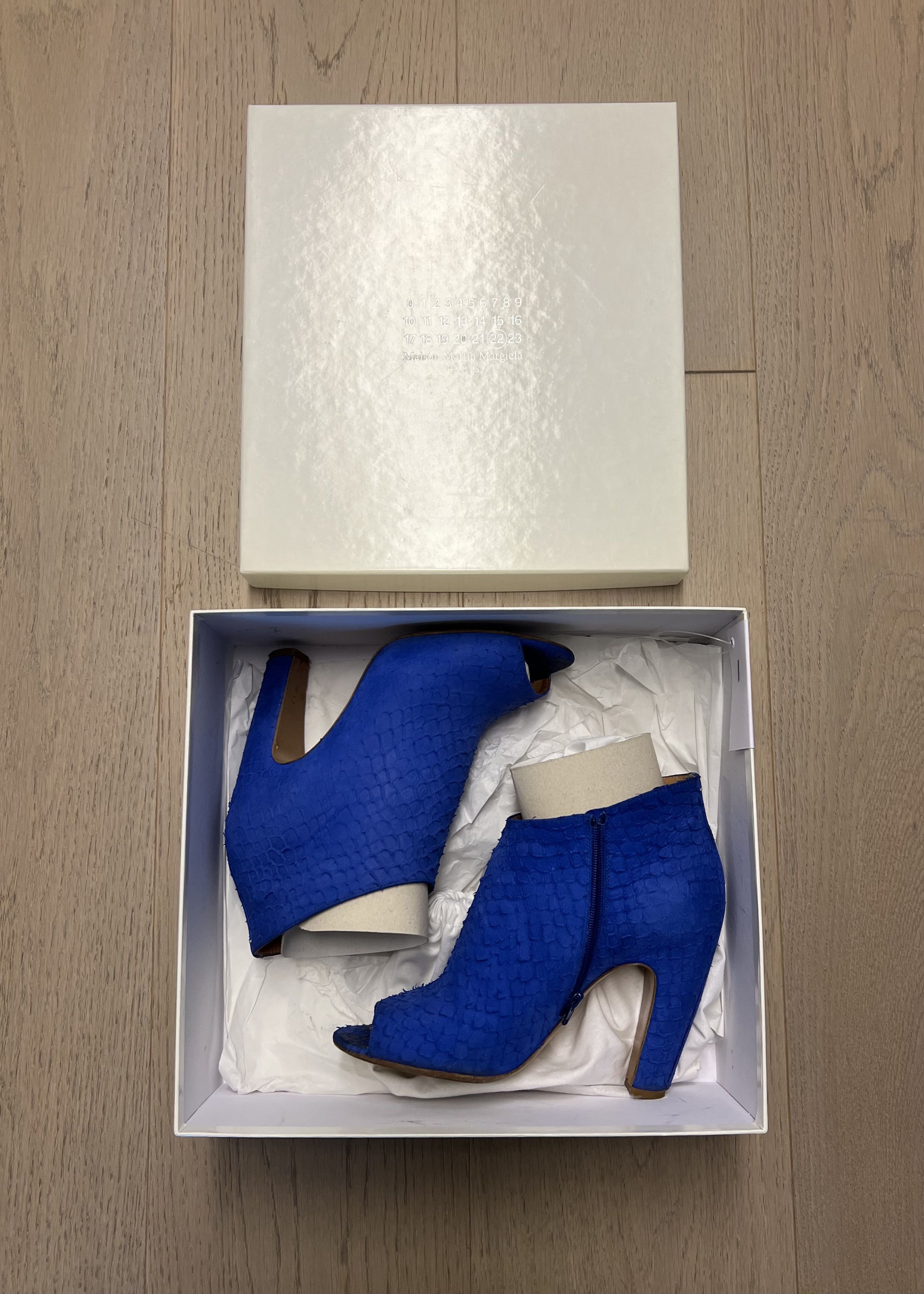 Maison Margiela Maison Martin Margiela blue snakeskin peep toe heels. Size US 8 / IT 38 - 6 Thumbnail