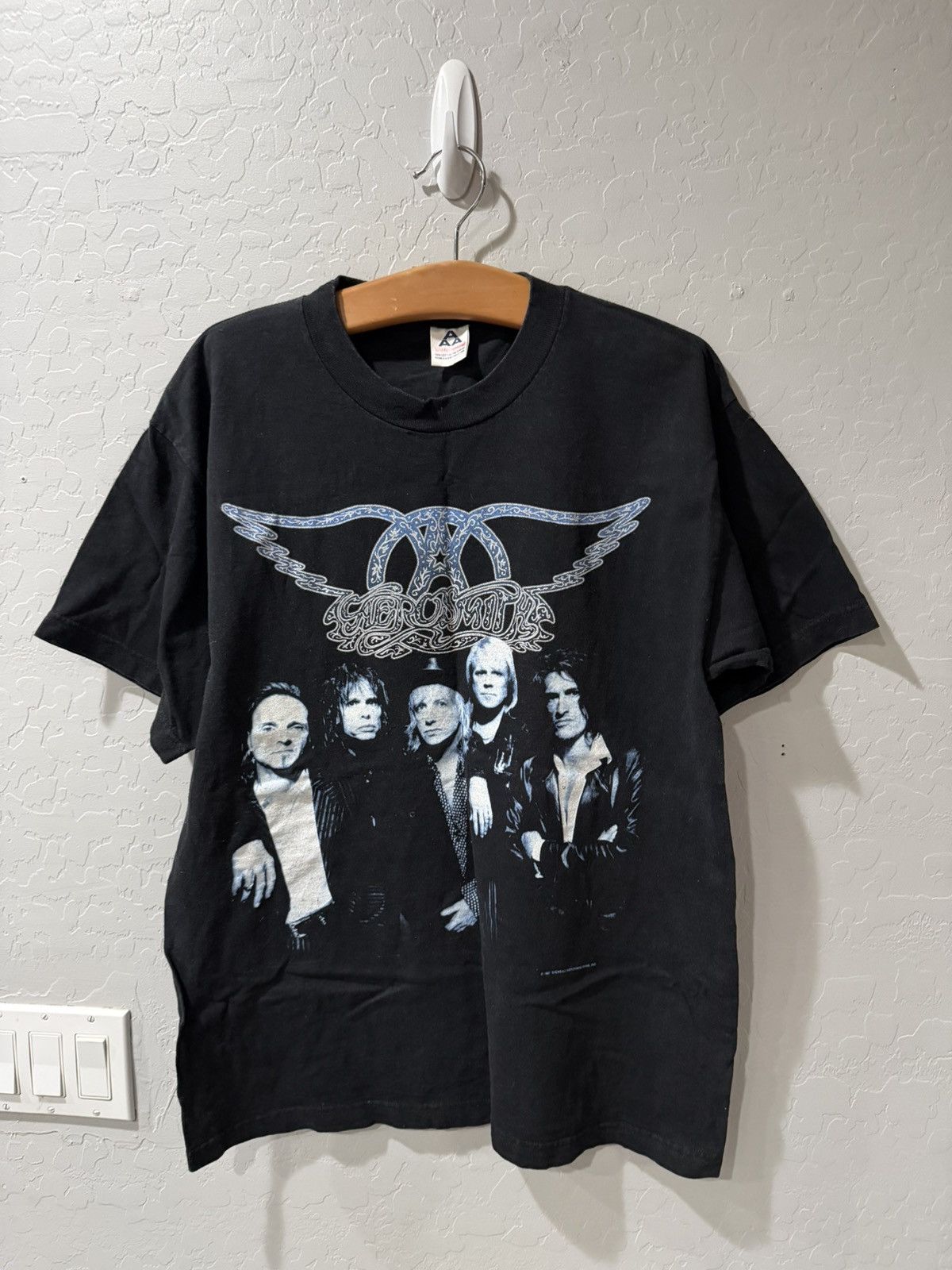 Alstyle Vintage 1997 Aerosmith Nine Lives World Tour Shirt Large Size US L / EU 52-54 / 3 - 1 Thumbnail