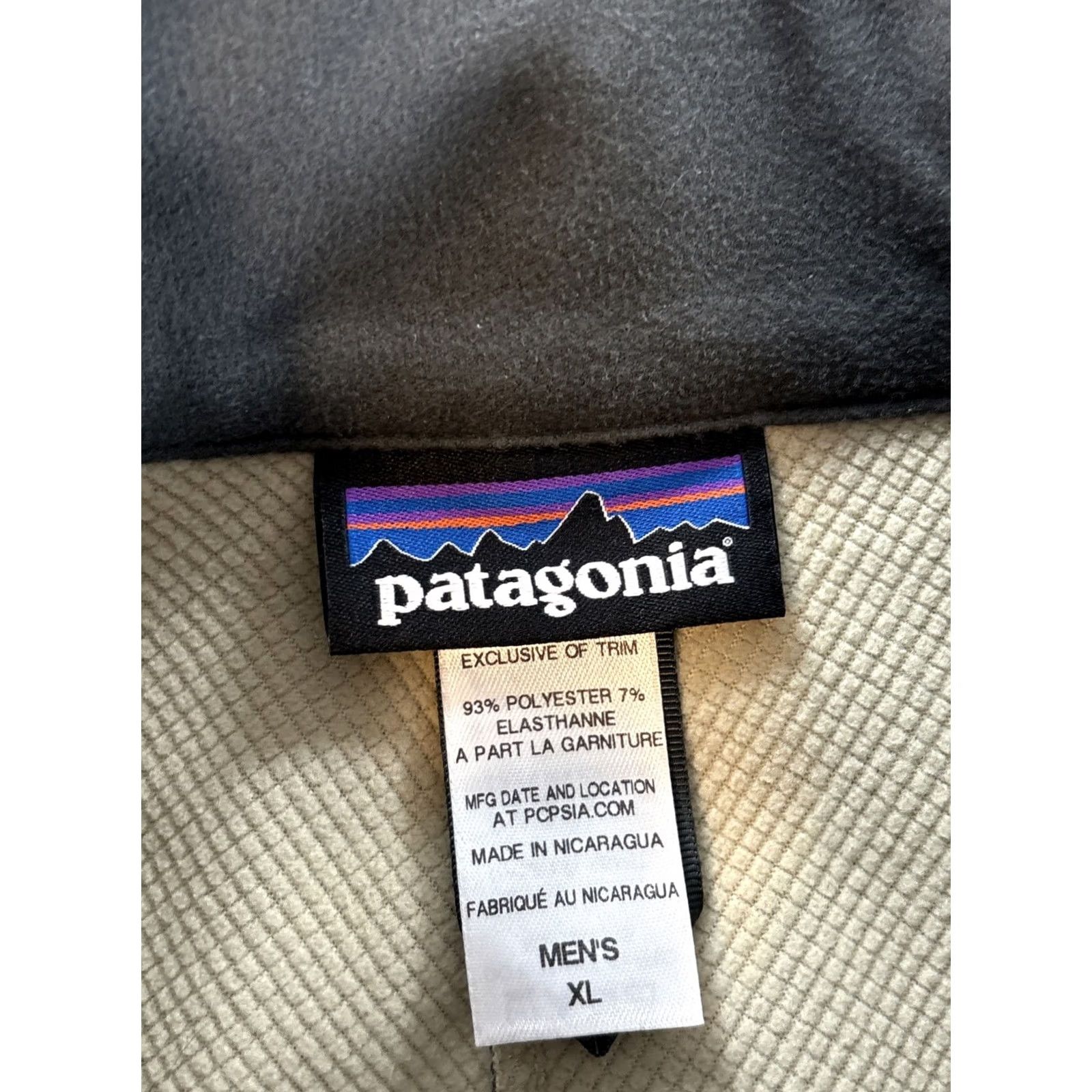 Patagonia Patagonia Adze Hybrid Jacket XL Green Softshell Full Zip Wind-Resistant Breathable Pockets Logo Embroidered Men Outdoors Size US XL / EU 56 / 4 - 4 Thumbnail