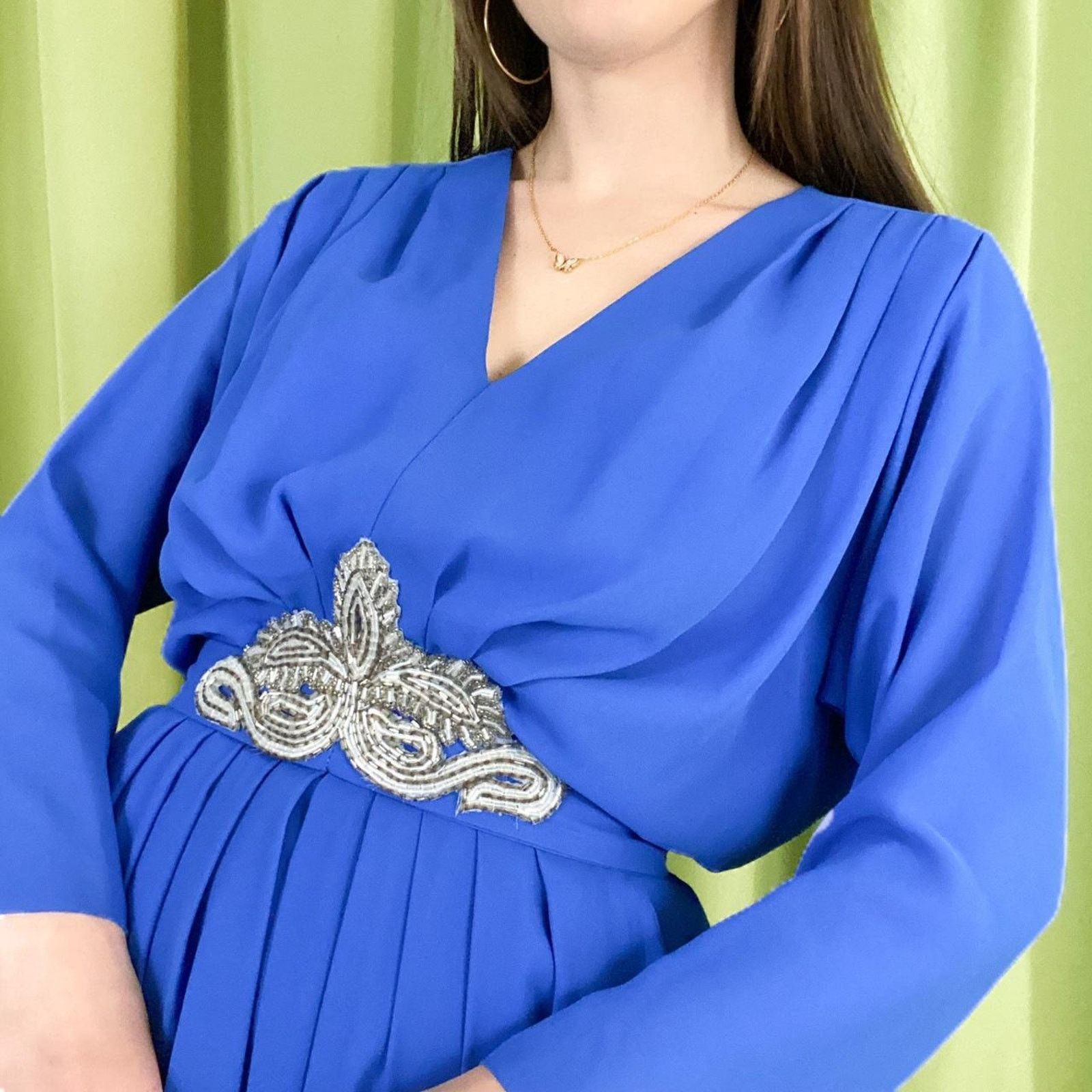 Vintage 80s Vintage Royal Blue Bat Wing Midi Dress with Beaded Belt Size M / US 6-8 / IT 42-44 - 2 Thumbnail