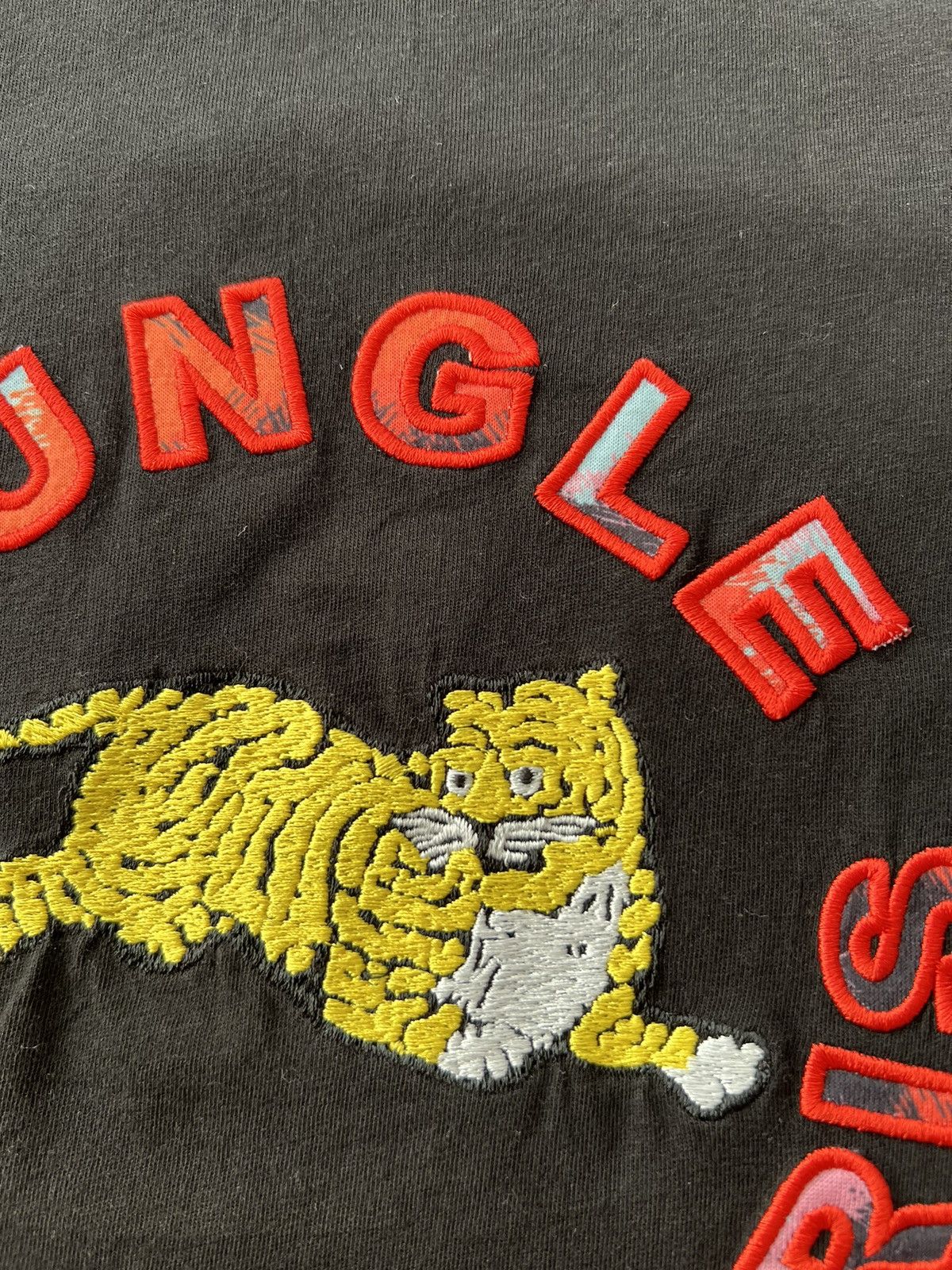 H&M × Kenzo Kenzo x H&M Jungle Paris Tiger Embroidered Logo T-shirt Size XS / US 0-2 / IT 36-38 - 7 Thumbnail