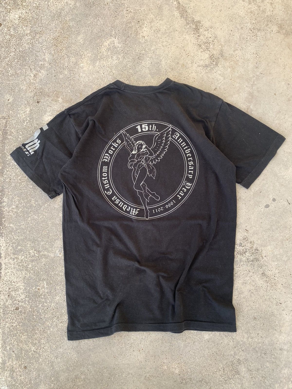 If six was nine Medusa T shirt size 1