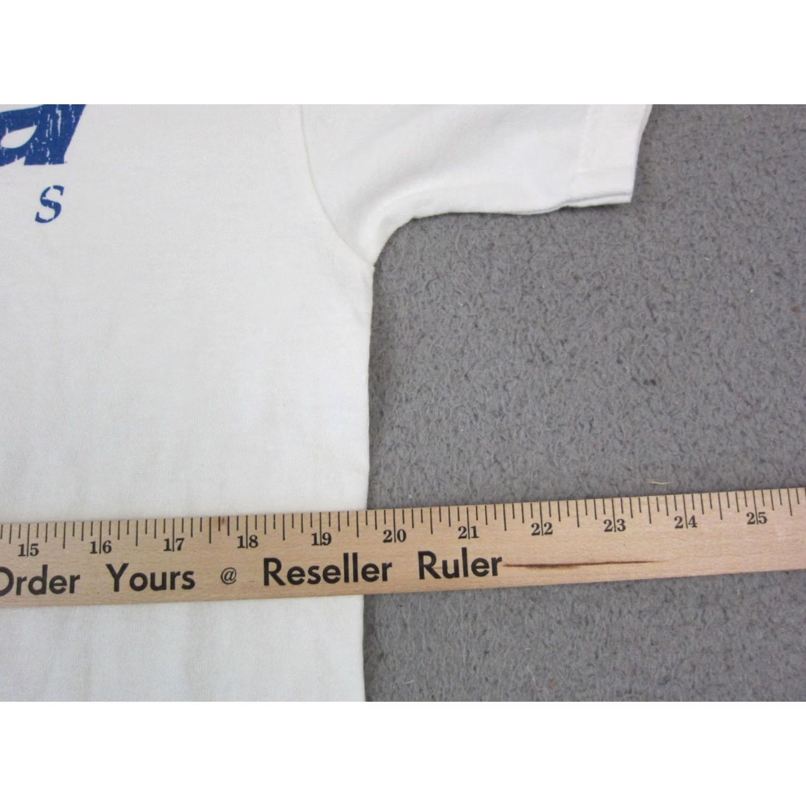 Fruit Of The Loom VINTAGE Fruit of the Loom Iowa Games Shirt Adult Medium White Summer Hawkeyes 2000s Y2K Mens Size US M / EU 48-50 / 2 - 6 Thumbnail