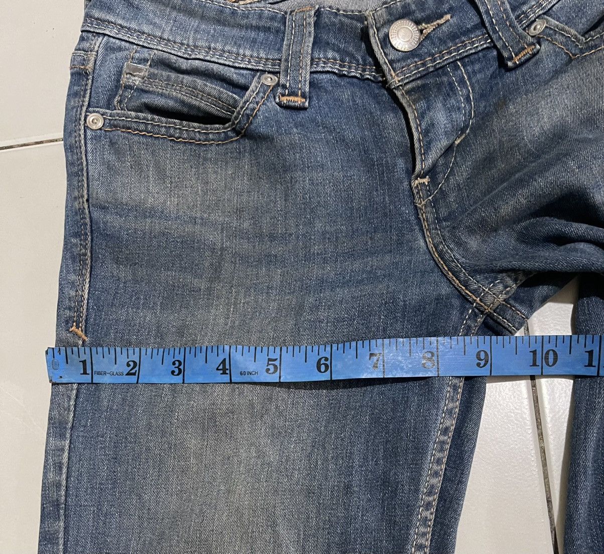 Levi's M Levi’s Flared Bootcut Demi Curve Denim Jeans dirty look Size 28" / US 6 / IT 42 - 12 Thumbnail