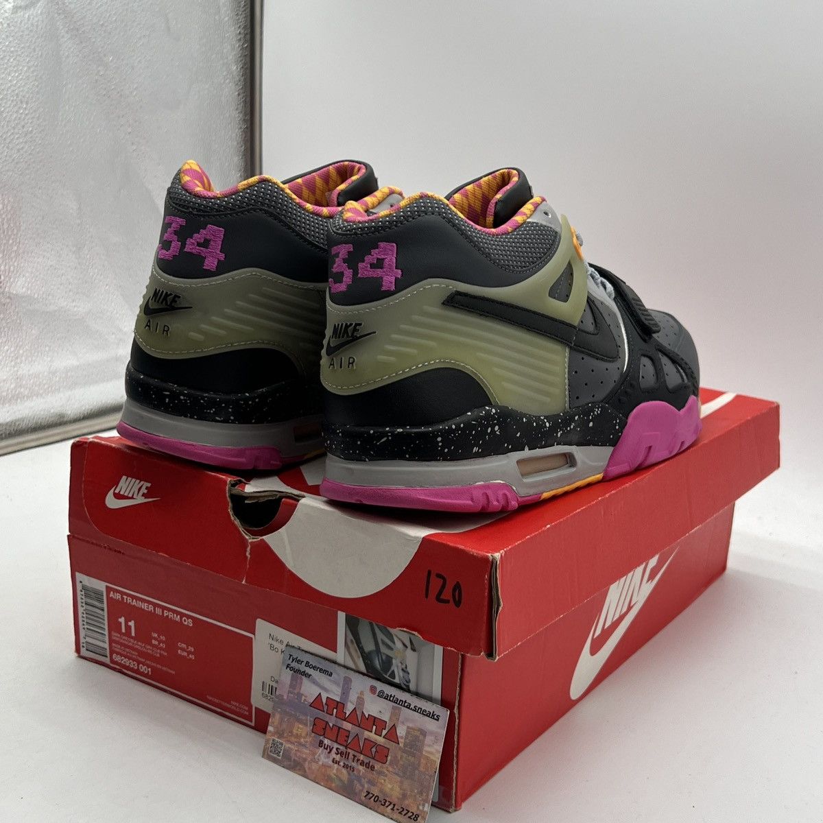 Nike Air trainer 3 Bo knows horse racing Size US 11 / EU 44 - 5 Thumbnail