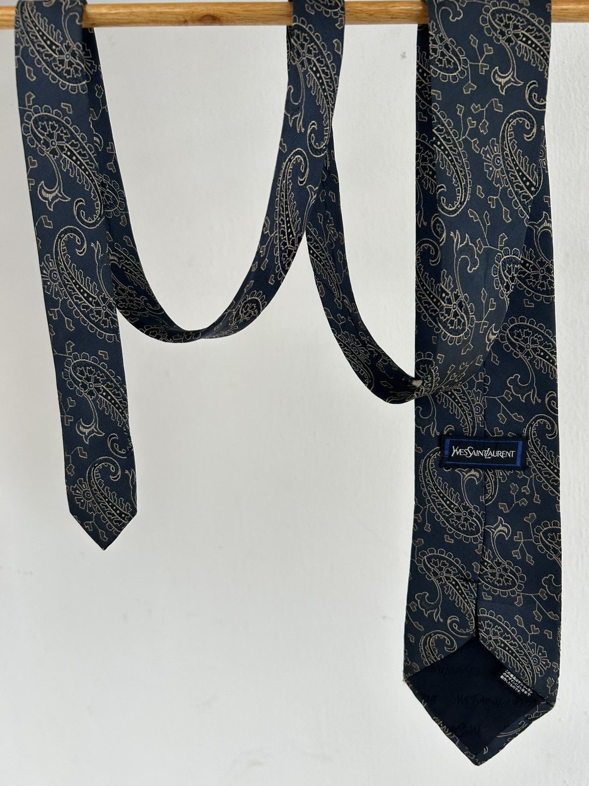 Yves Saint Laurent YSL Paisley Vintage Tie Size ONE SIZE - 2 Thumbnail