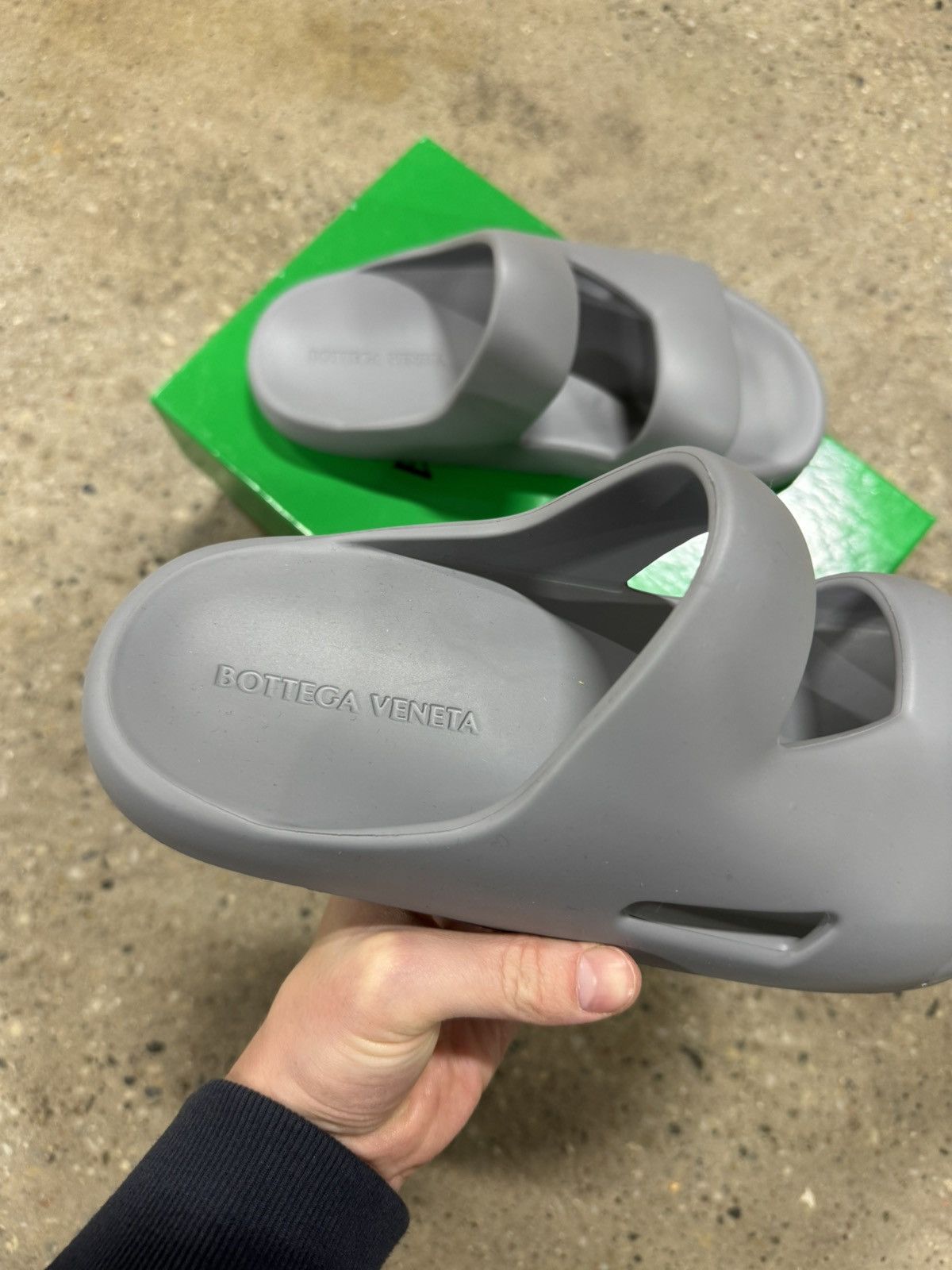 Bottega Veneta Bottega Veneta Rubber Band Sandals NEW 600$ Size US 9 / EU 42 - 2 Thumbnail