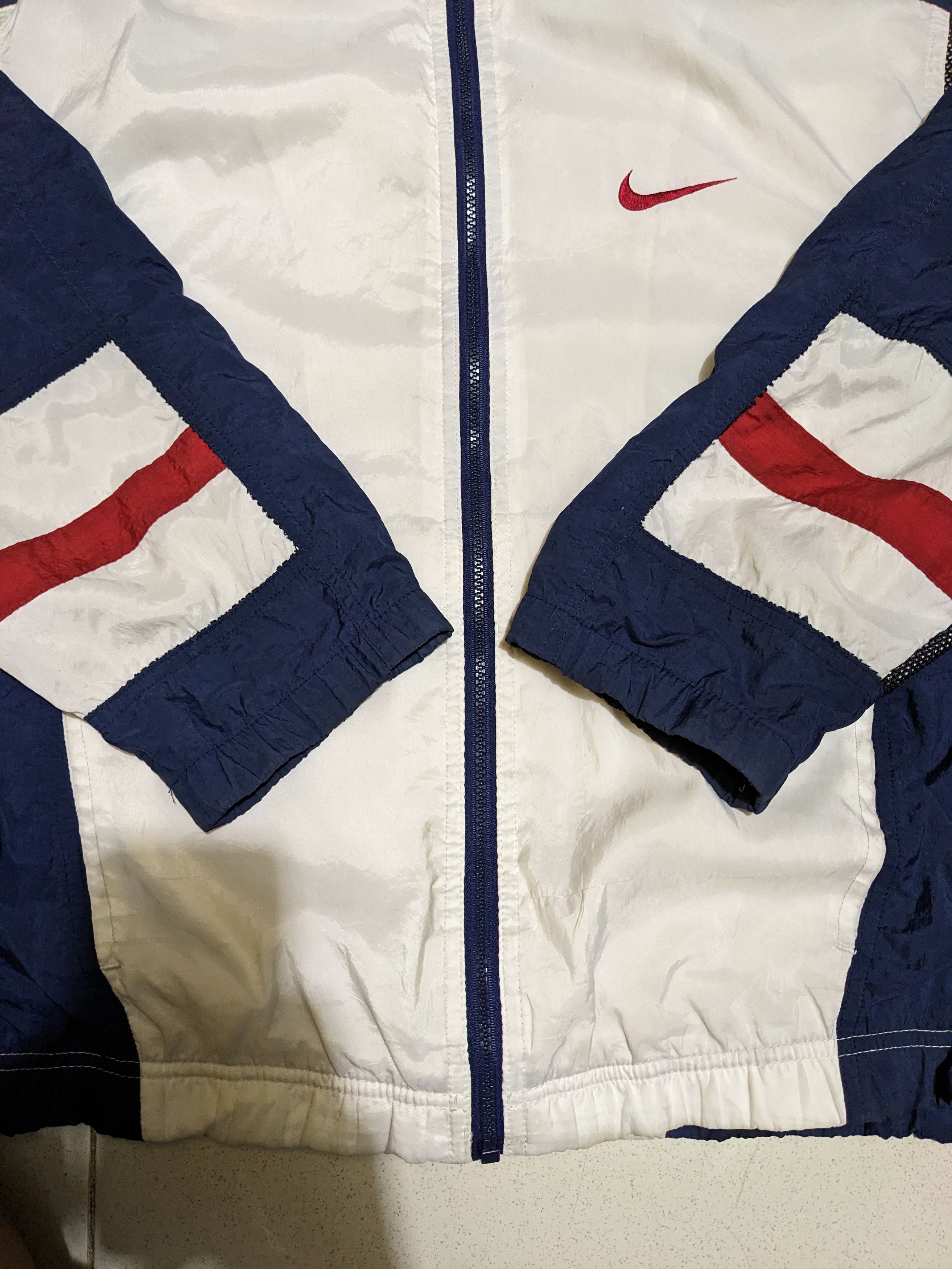 Vintage Vintage Nike Air Winbreaker Jacket Jordan Spike Lee Size US L / EU 52-54 / 3 - 6 Thumbnail