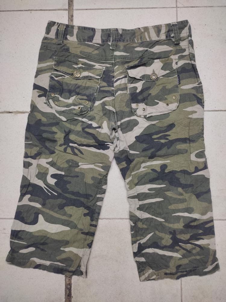 Japanese Brand SHORT CAMOUFLAGE Size US 34 / EU 50 - 4 Thumbnail