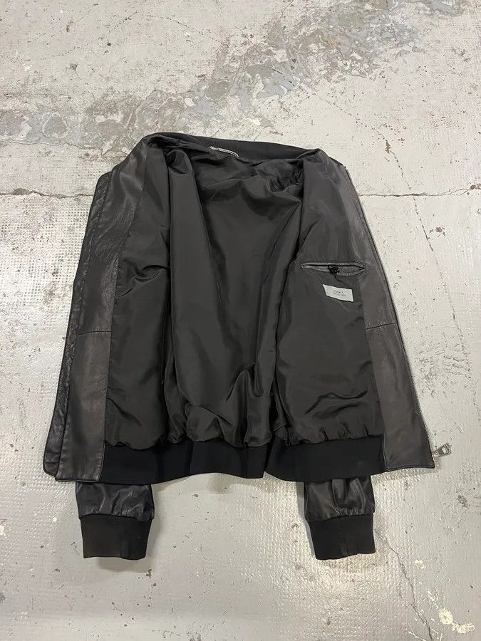 Versace 2000s Versace Black Leather Bomber Jacket Size US M / EU 48-50 / 2 - 9 Thumbnail