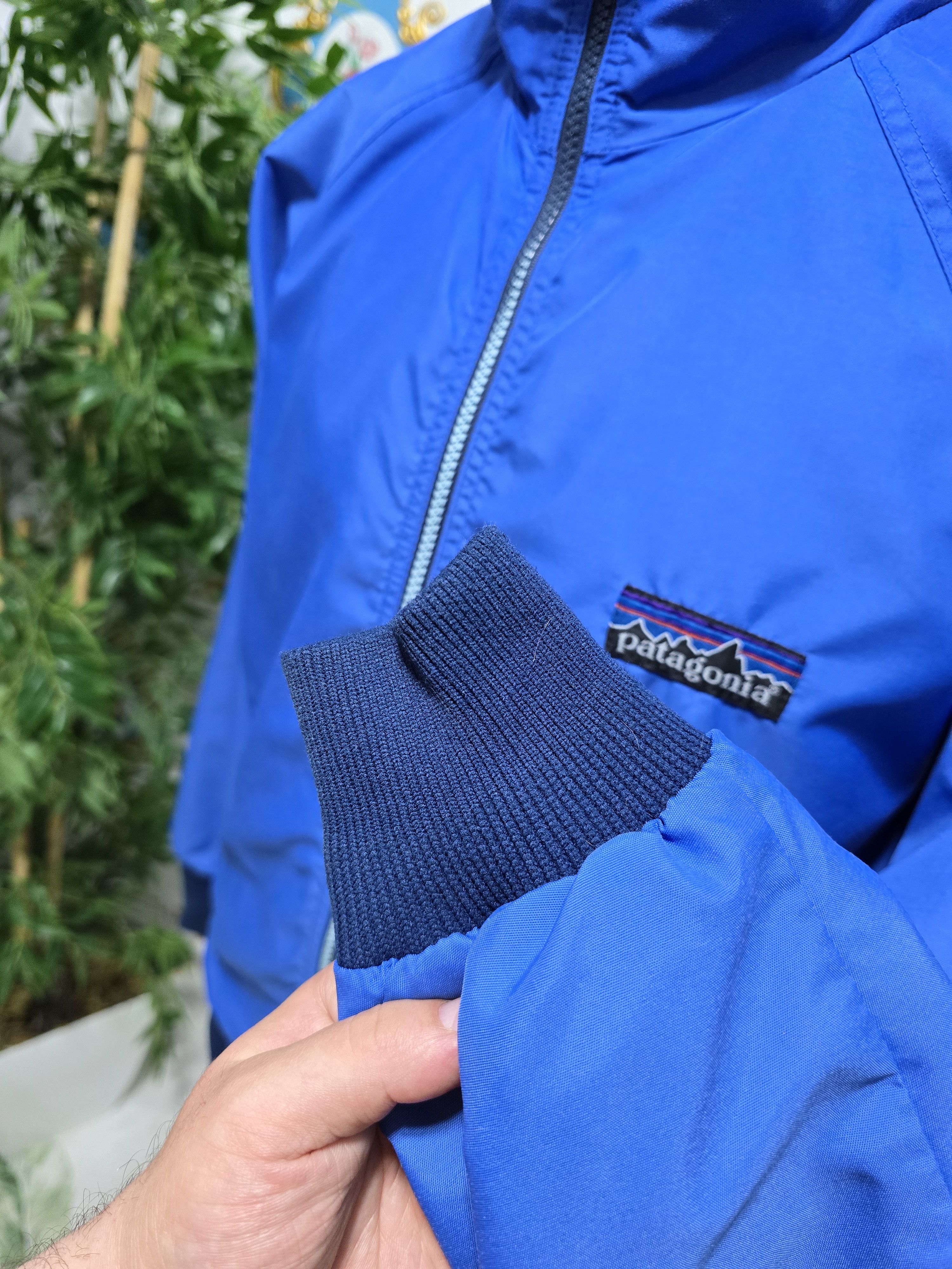 Patagonia 1980s Patagonia VINTAGE Jacket in cobalt blue ,MEN'S SMALL Size US S / EU 44-46 / 1 - 7 Thumbnail