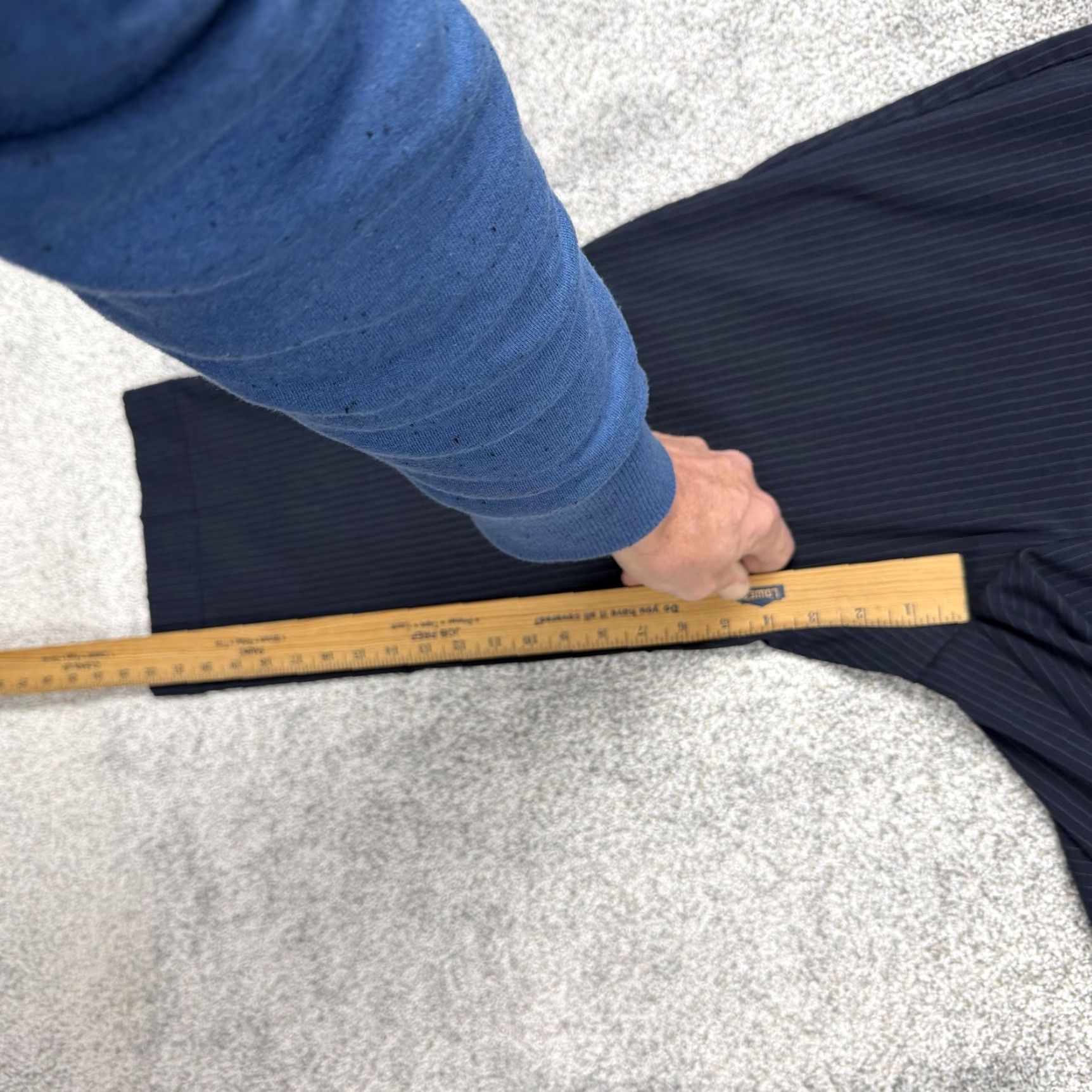 Vintage New York & Company Capri Pants Womens 12 Blue Pinstripe Straight Stretch Office Pants Womens 12 Blue Pinstripe Straight Stretch Office Size 34" / US 12 / IT 48 - 4 Thumbnail