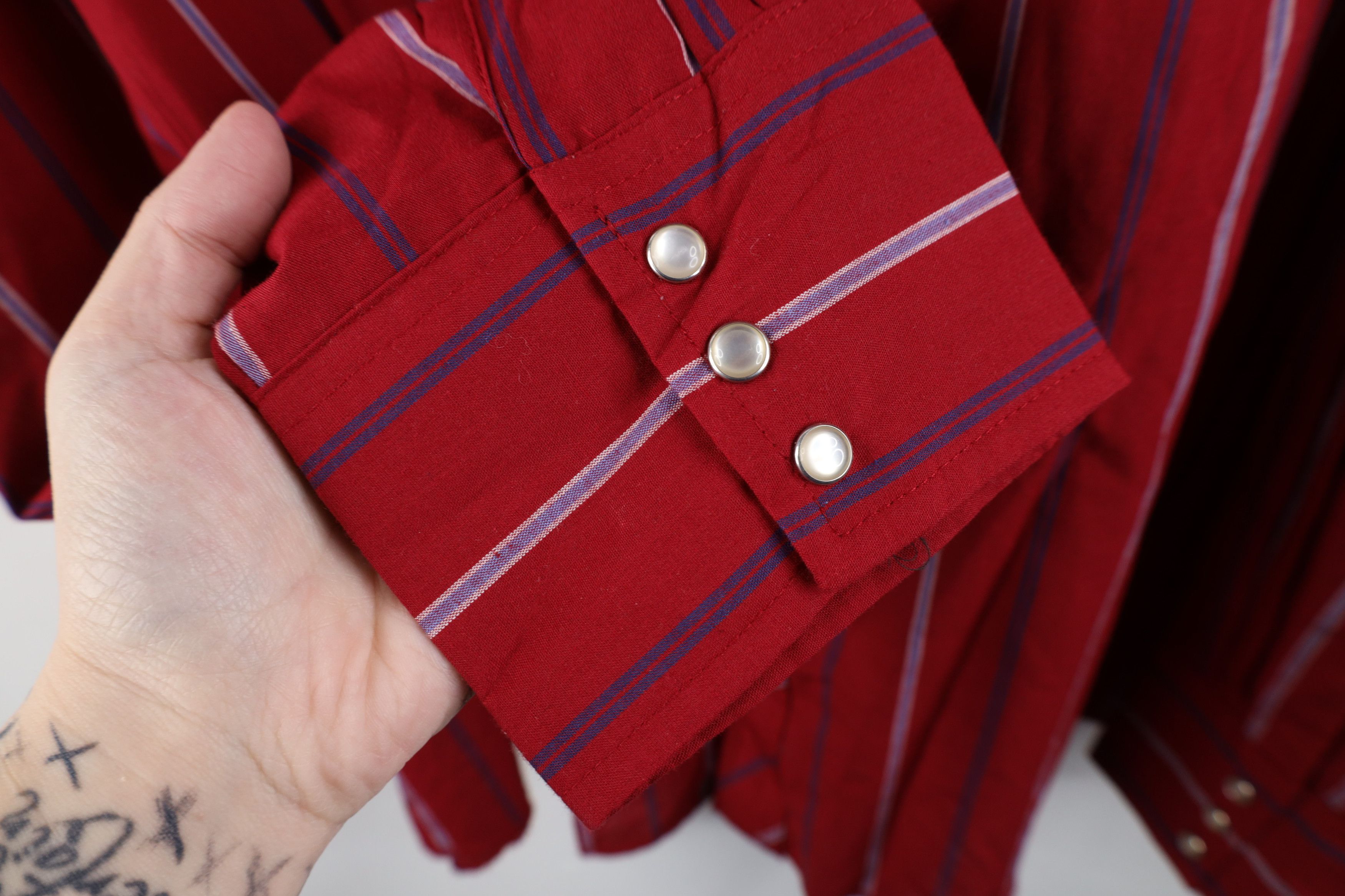 Vintage × Wrangler Vintage 90s Wrangler Brushpopper Western Button Shirt Red Size US XXL / EU 58 / 5 - 6 Thumbnail
