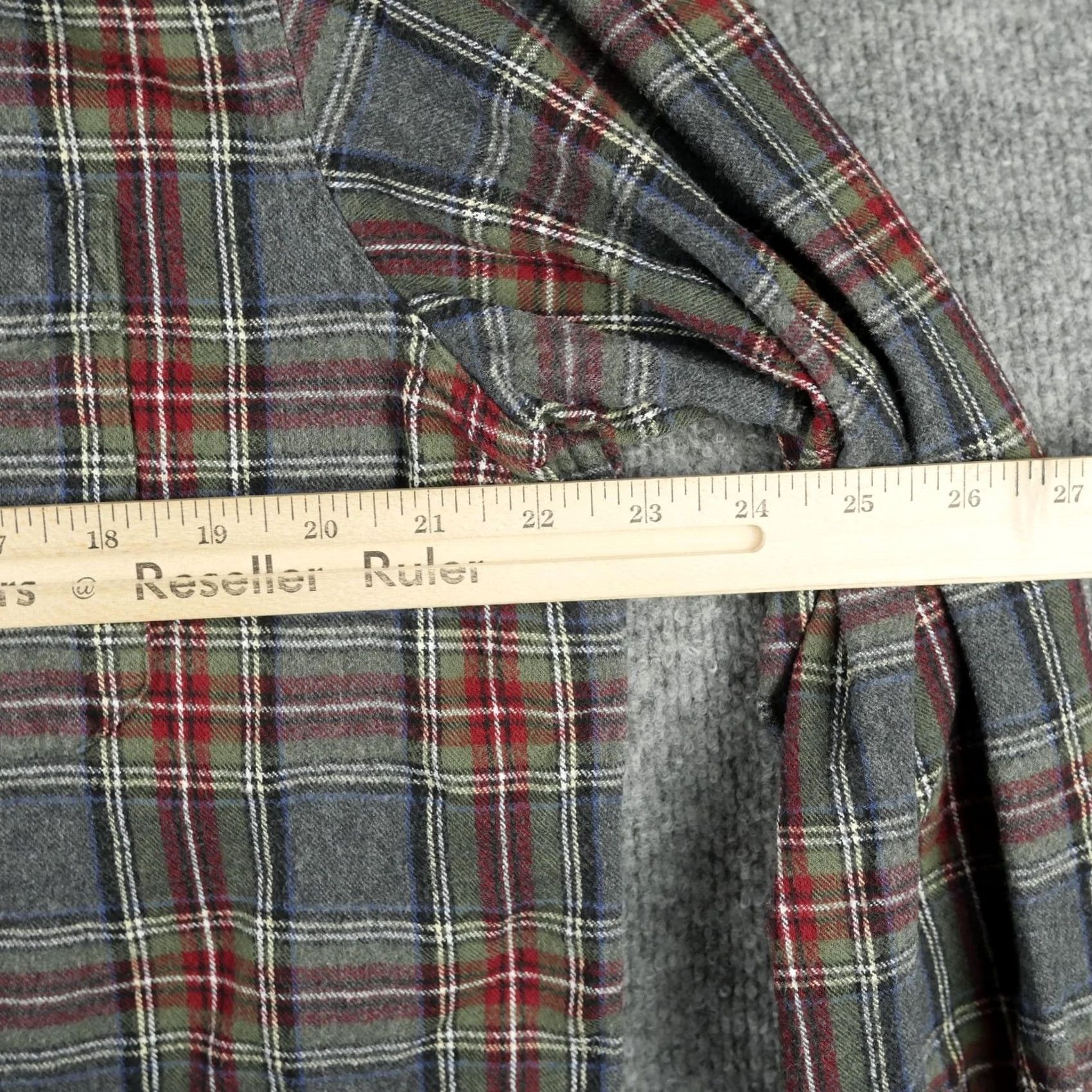 Vintage VINTAGE LL Bean Shirt Mens MT Gray Plaid Flannel Button Down Long Sleeve Traditional Fit Size US M / EU 48-50 / 2 - 7 Thumbnail
