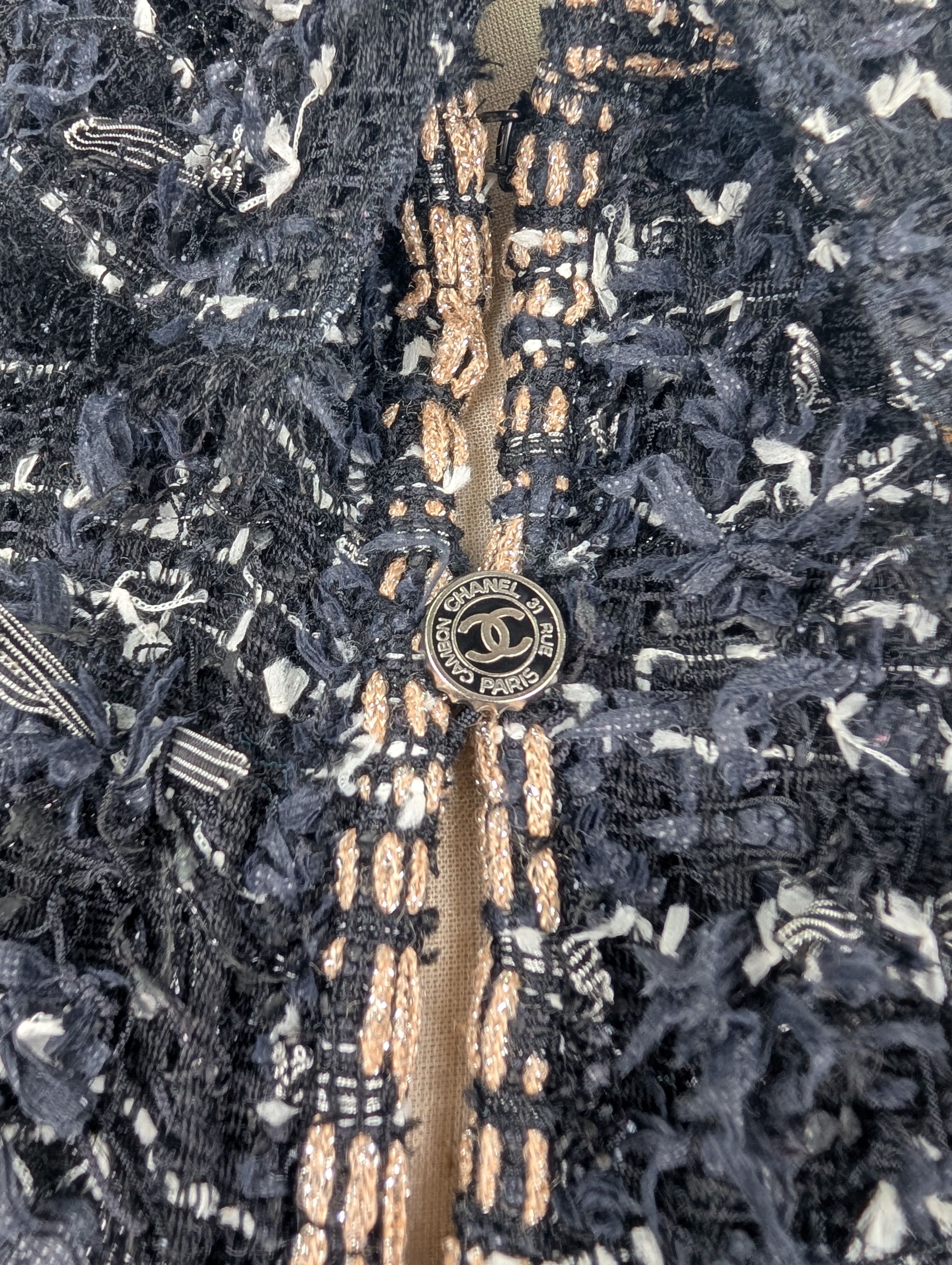 Chanel Black Tweed Jacket With Enamelled "CC" Bottlecap Buttons Size S / US 4 / IT 40 - 3 Thumbnail