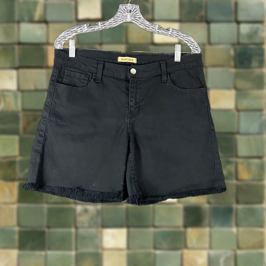 Vintage Aphrodite Black Distressed Shorts Women’s M Size 32" / US 10 / IT 46 - 1 Thumbnail