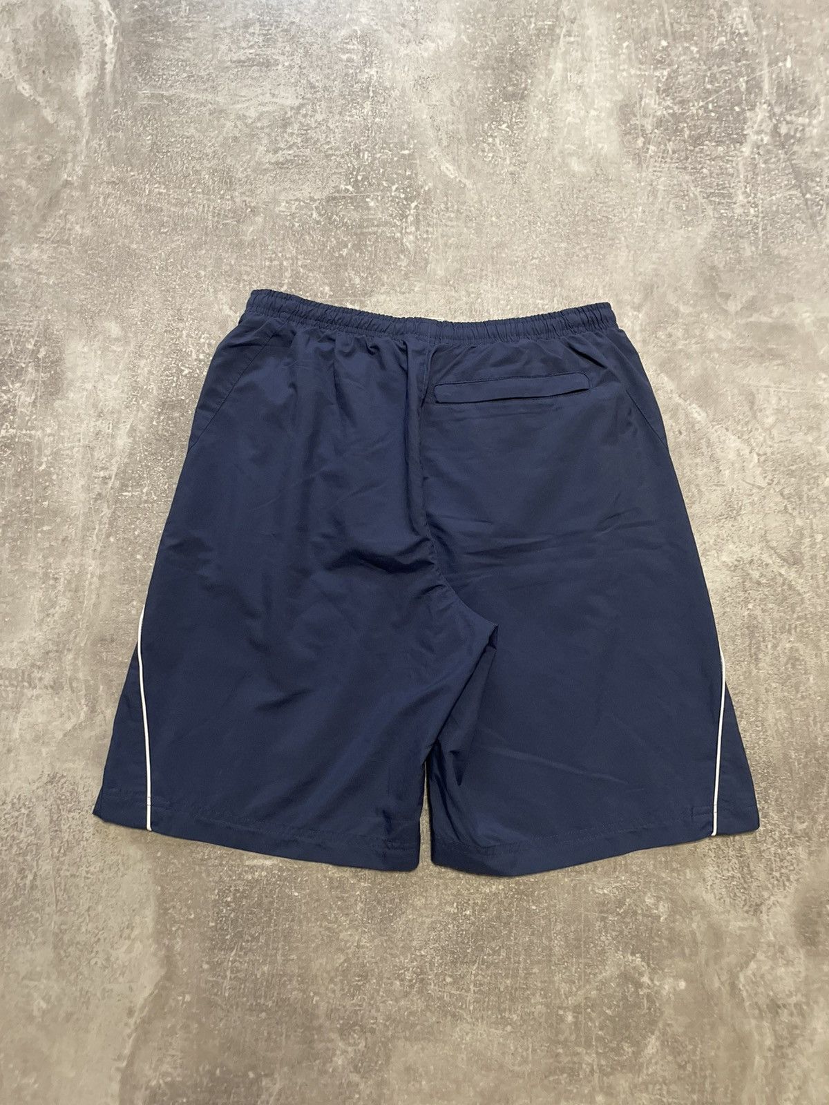 Nike Vintage Nike Nylon Shorts Swoosh Logo Y2K Size M Size US 32 / EU 48 - 10 Thumbnail