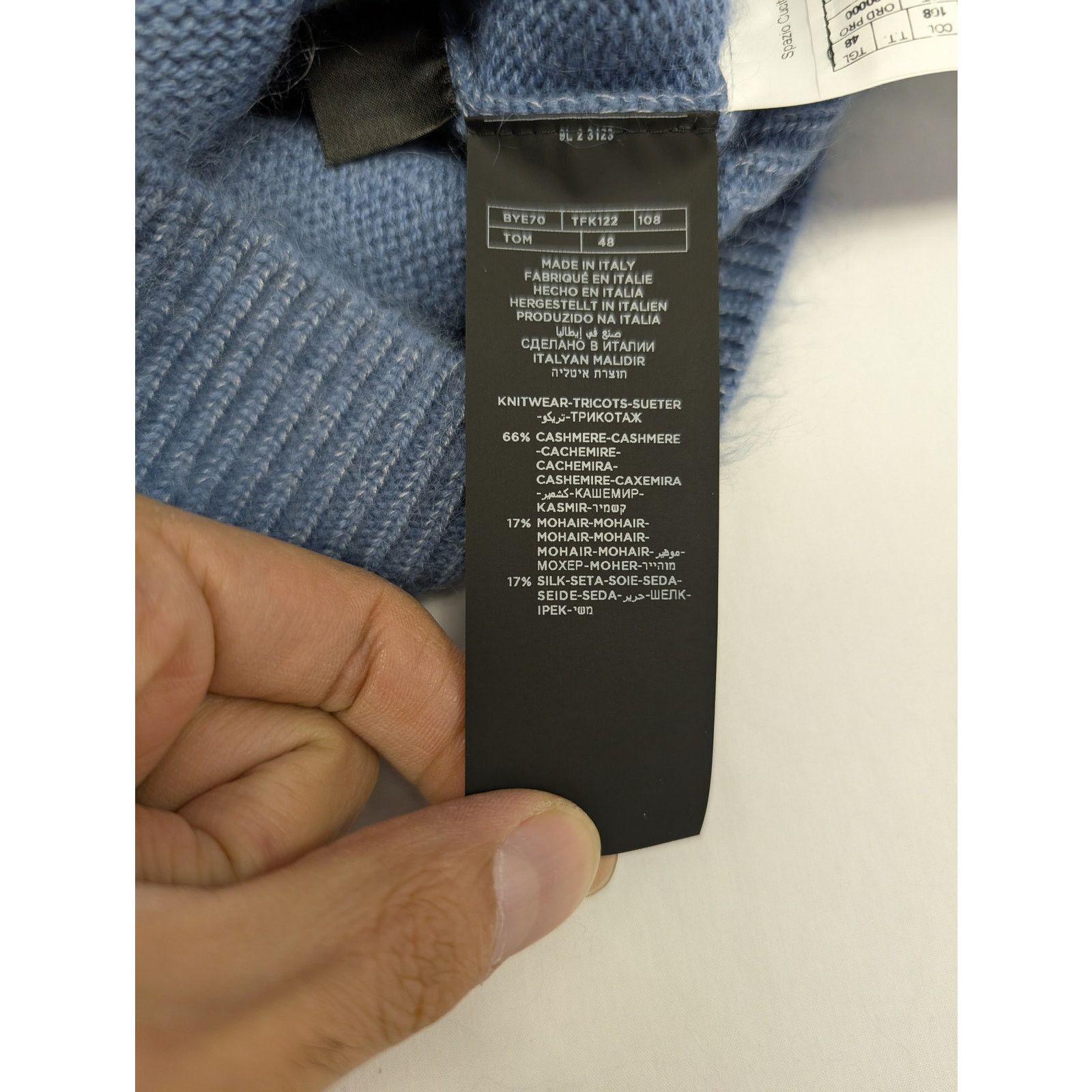 Tom Ford o1rshd1 Turtle Neck Sweatshirt in Blue Size US M / EU 48-50 / 2 - 19 Thumbnail