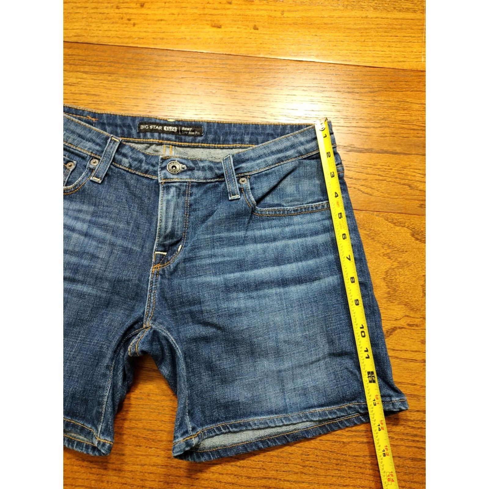 Denime BIG STAR Remy Low Rise Boot Blue Denim Jean Shorts Women’s 30 Bermuda Summer 5-Pocket Womens Regular Blue Denim Size 30" / US 8 / IT 44 - 7 Thumbnail