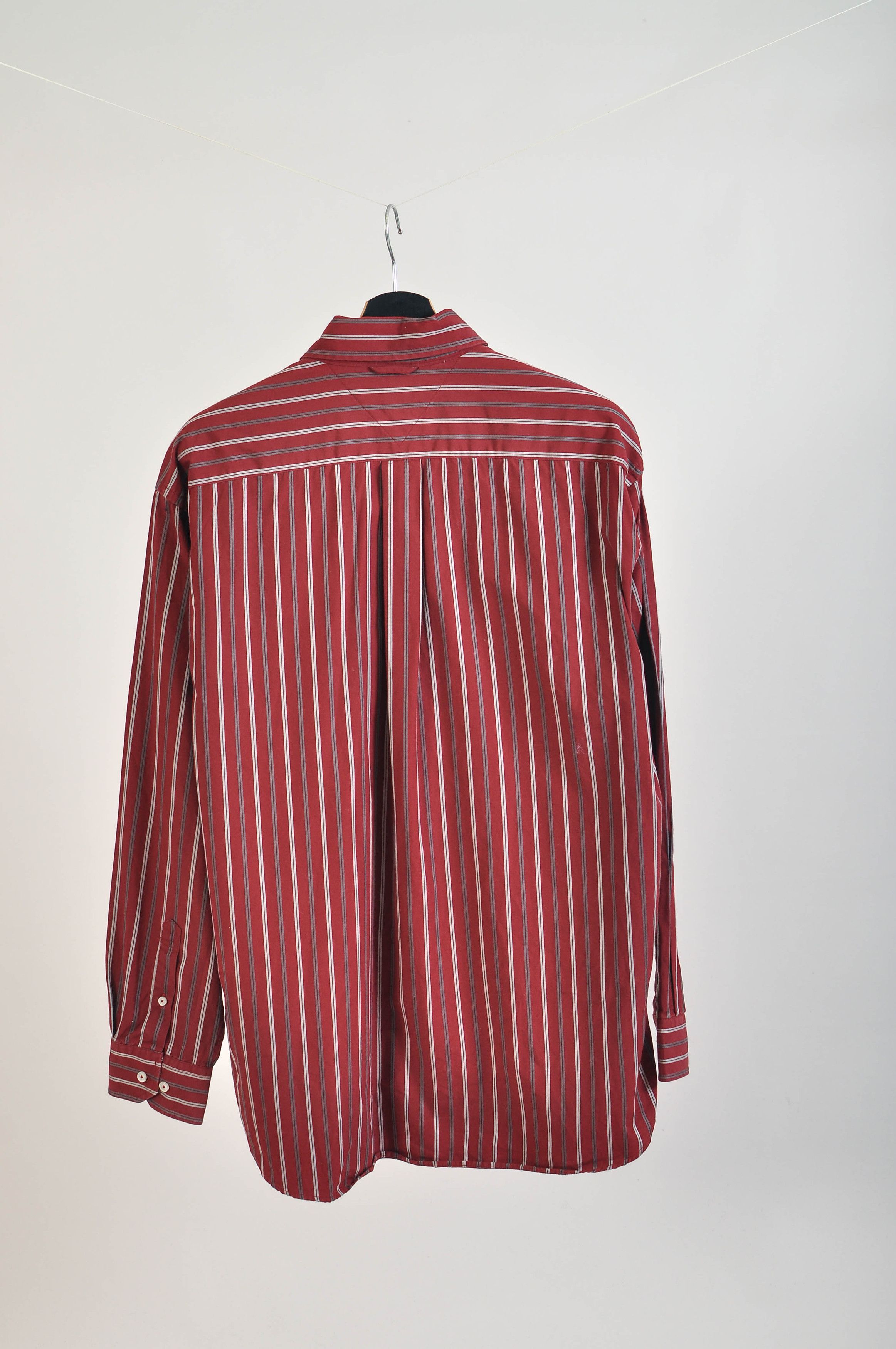 Tommy Hilfiger Tommy Hilfiger maroon striped shirt Size US L / EU 52-54 / 3 - 4 Thumbnail
