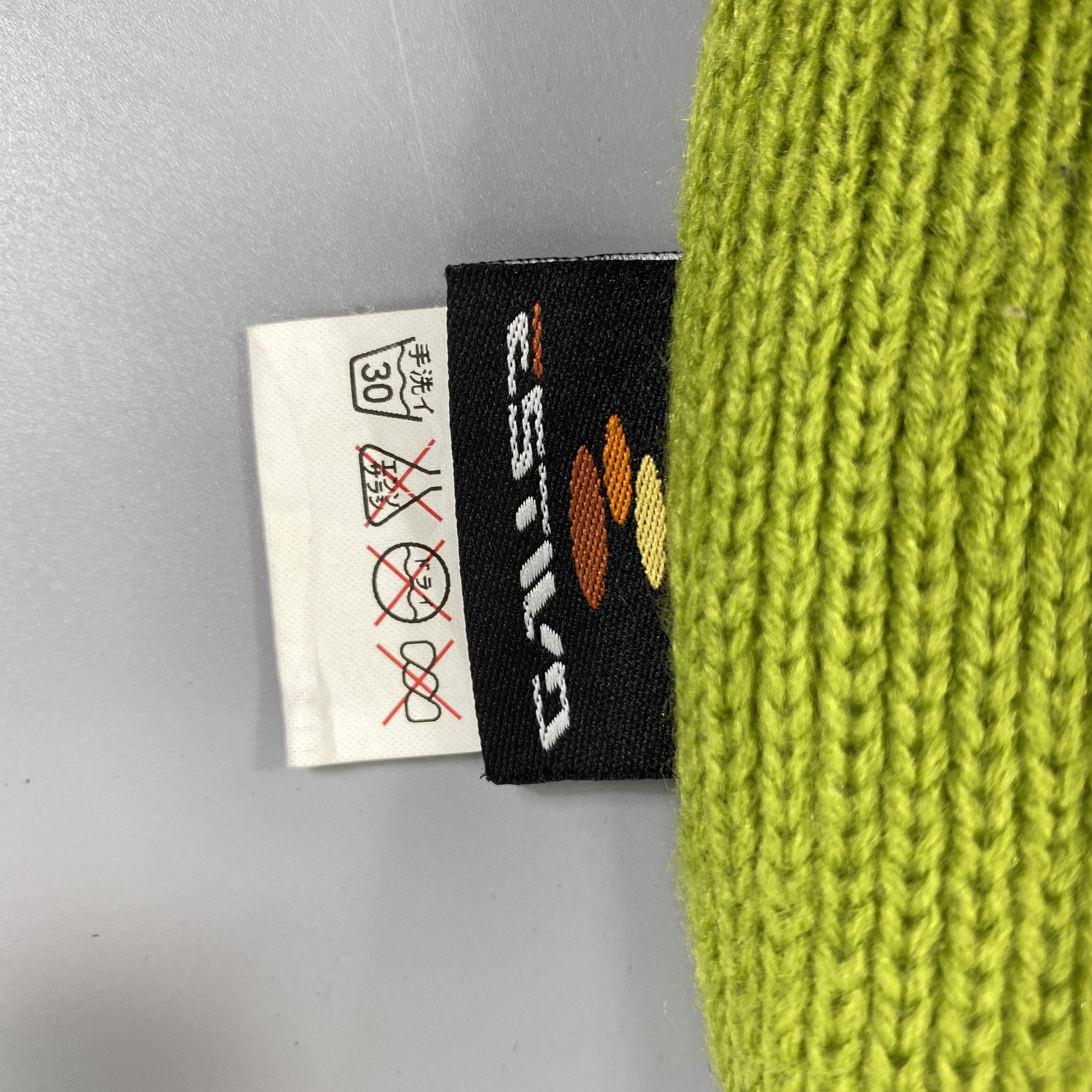 Japanese Brand Estivo Knit Snow Cap With Pom Pom -BN946 Size ONE SIZE - 7 Thumbnail