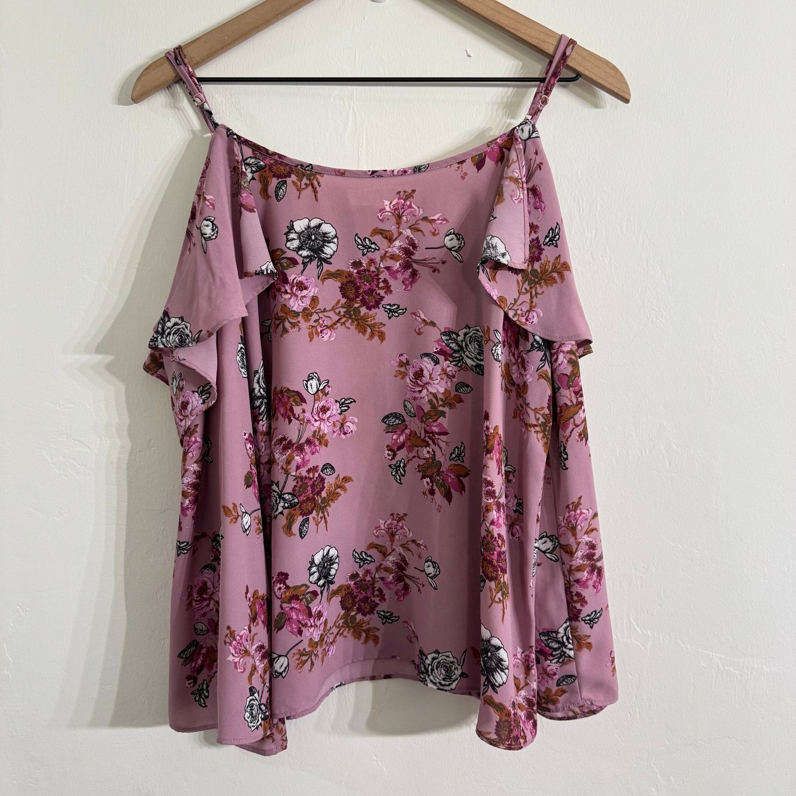 Other Pink Rose Purple Floral Cold Shoulder Top Size Medium Size M / US 6-8 / IT 42-44 - 2 Thumbnail