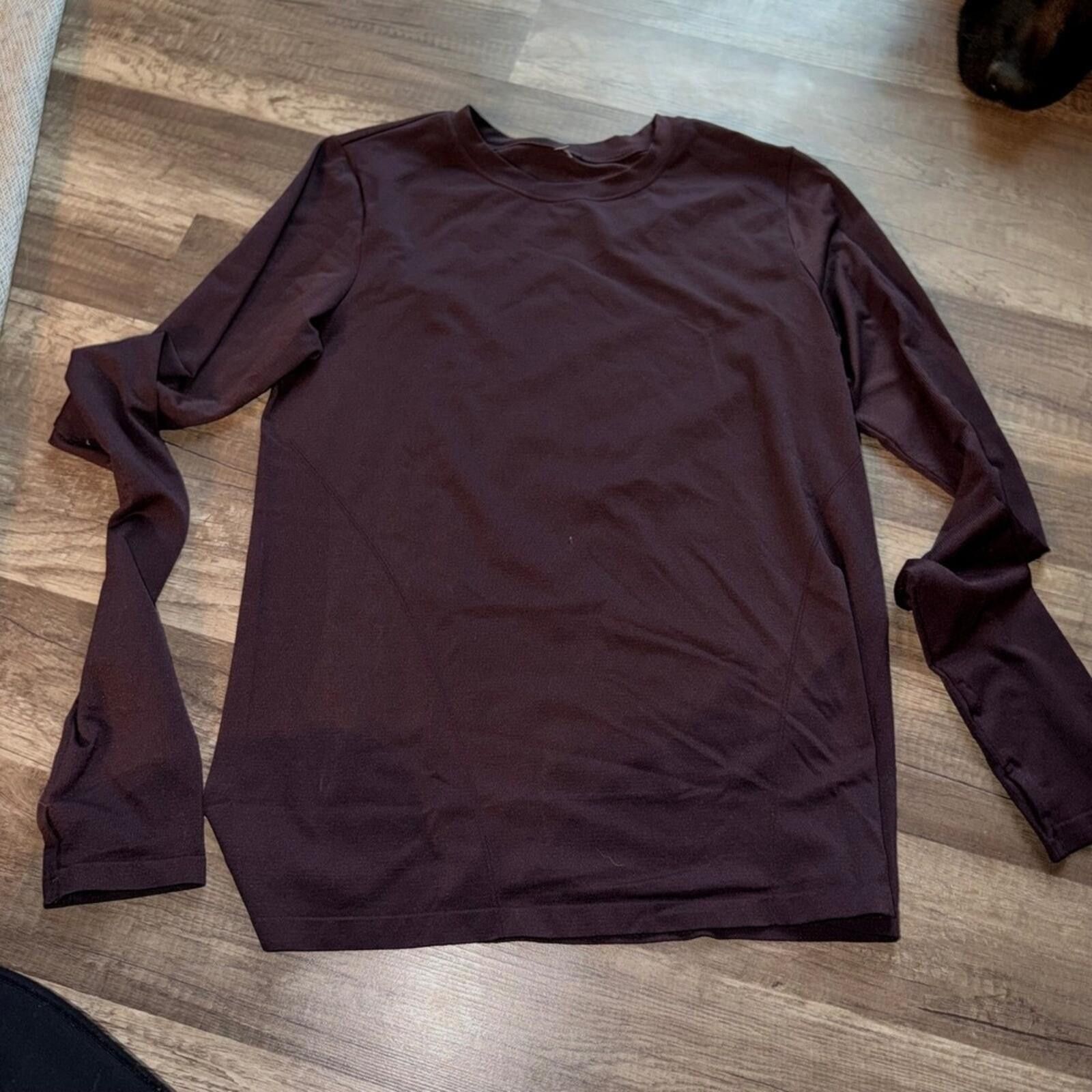 Fabletics Fabletics Womens Long Sleeve Burgundy Size M / US 6-8 / IT 42-44 - 1 Thumbnail