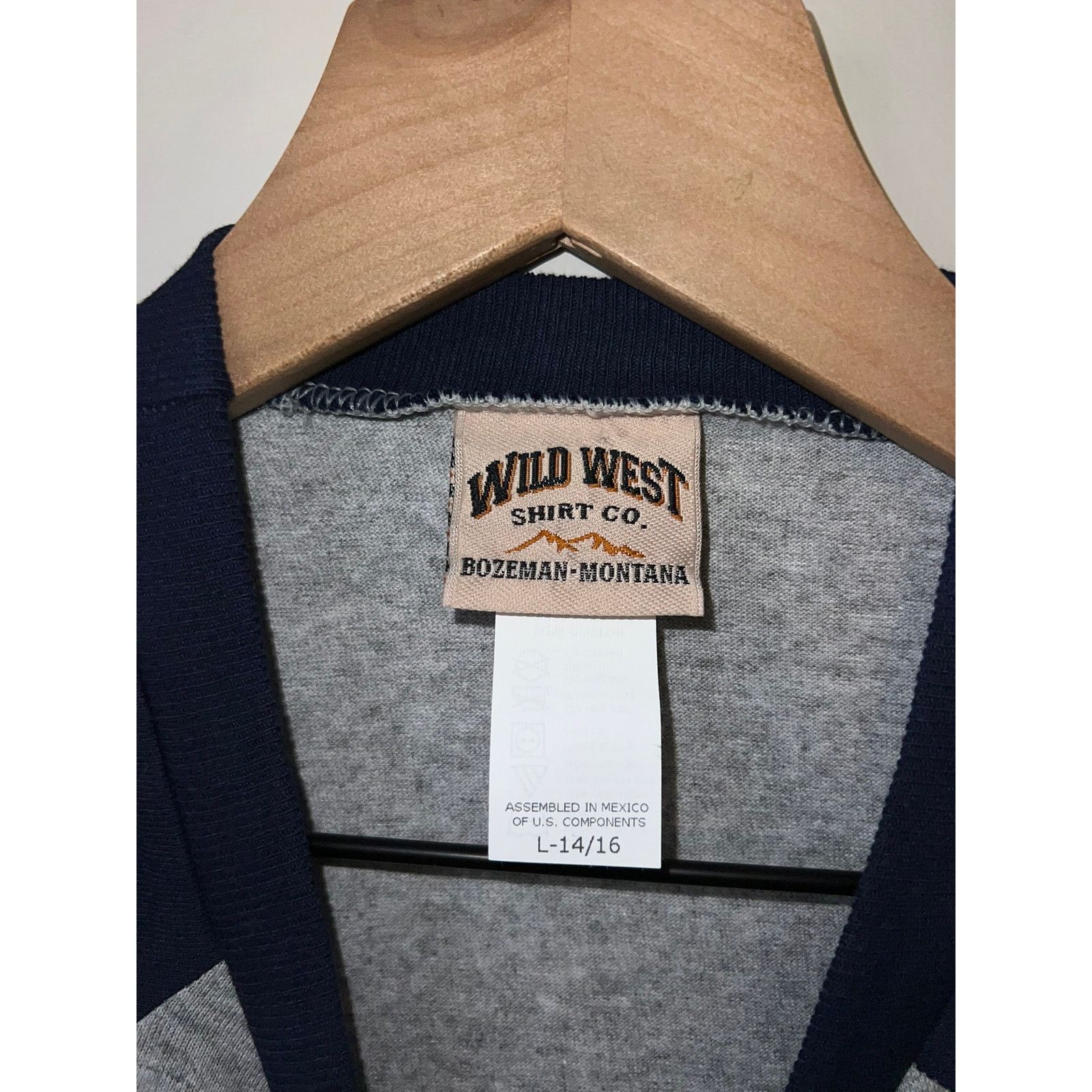 Vintage Vintage Wild West Youth Rocky Mountains Shirt VTG Kid's L Size L / US 10 / IT 46 - 6 Thumbnail
