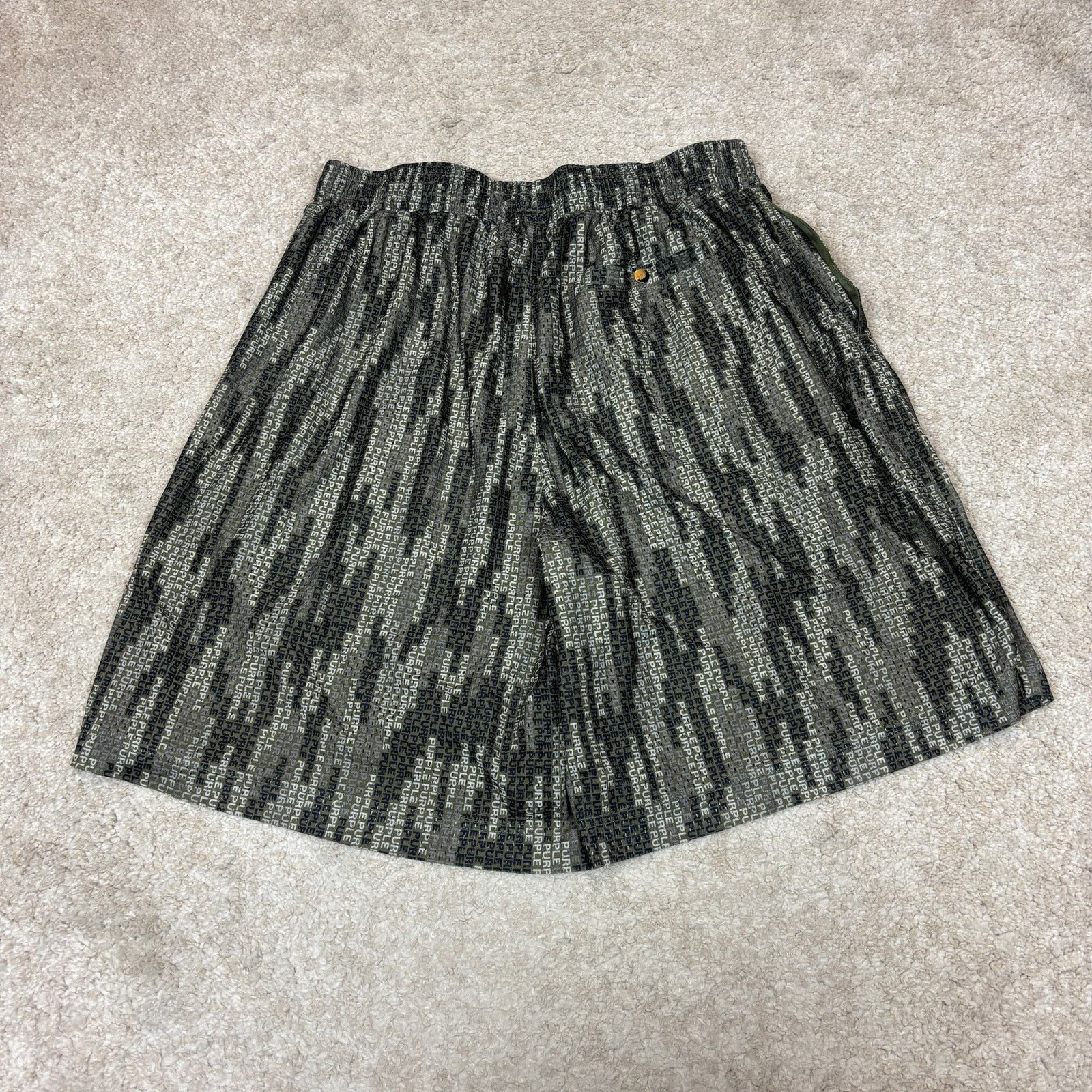 Purple Brand Purple Brand Green Camo Vertical Logo Shorts Men's XL Size US 34 / EU 50 - 2 Thumbnail