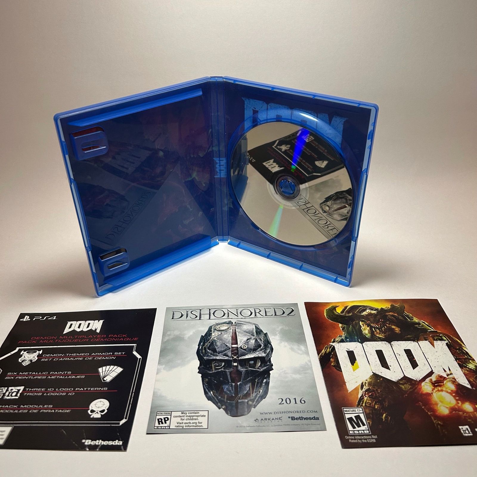 Sony Doom - CIB - PS4 Size 26 - 3 Thumbnail