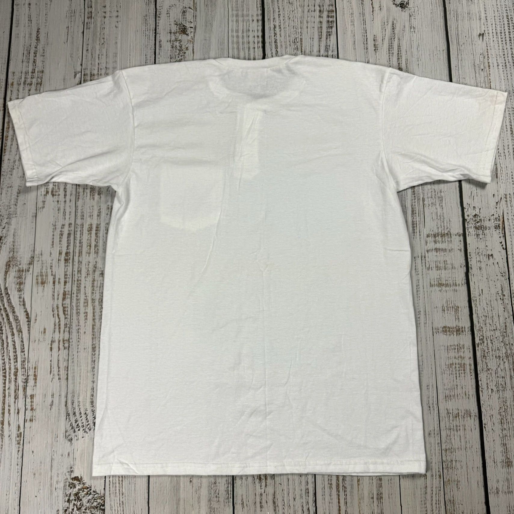 Vintage VINTAGE WINSTON CIGARETTES 90s HENLEY T-SHIRT XL WHITE POCKET USA MADE MENS Size US XL / EU 56 / 4 - 6 Thumbnail