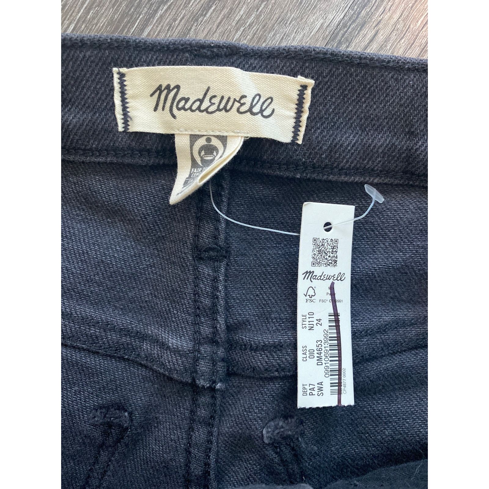 Madewell NWT Madewell Mid Rise Kick Out Jeans Black/Gray Wash Size 24 Size 24" / US 00 / IT 34 - 6 Thumbnail