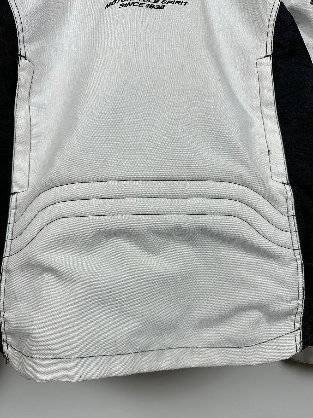 Vintage Vintage Bridgestone Louis 75 Motorcycle Racing Jacket Size US L / EU 52-54 / 3 - 20 Thumbnail