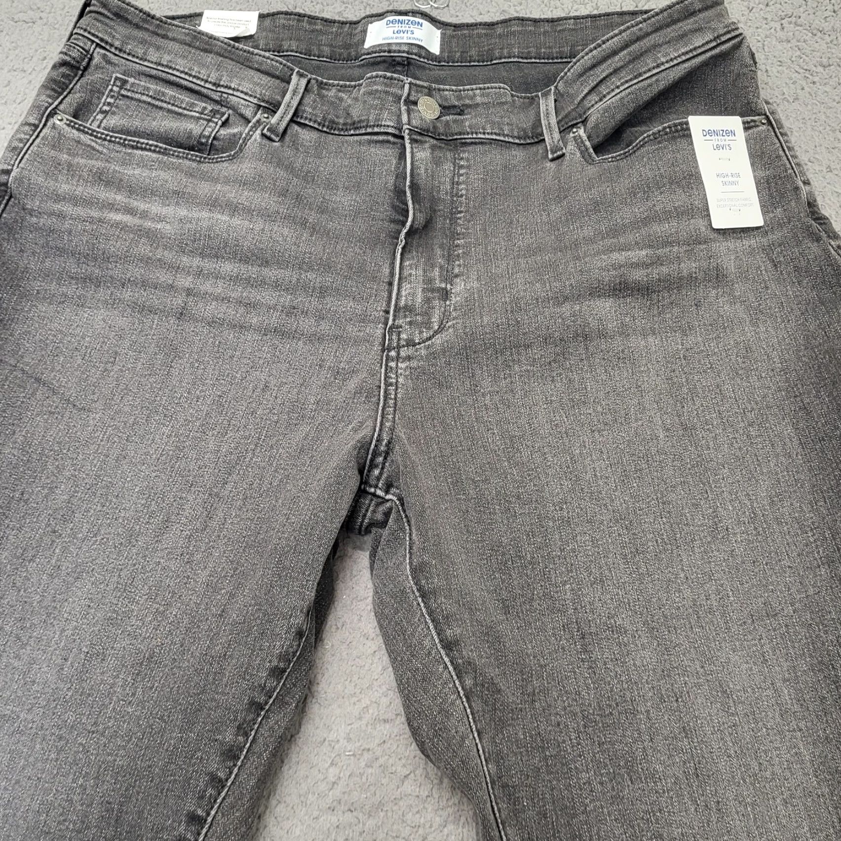 Denizen NWT Levi's Denizen Jeans Womens 18M 34x30 Charcoal Grey High Rise Skinny Denim Jeans Womens Men’s issue? Size 40" / US 18 - 2 Thumbnail